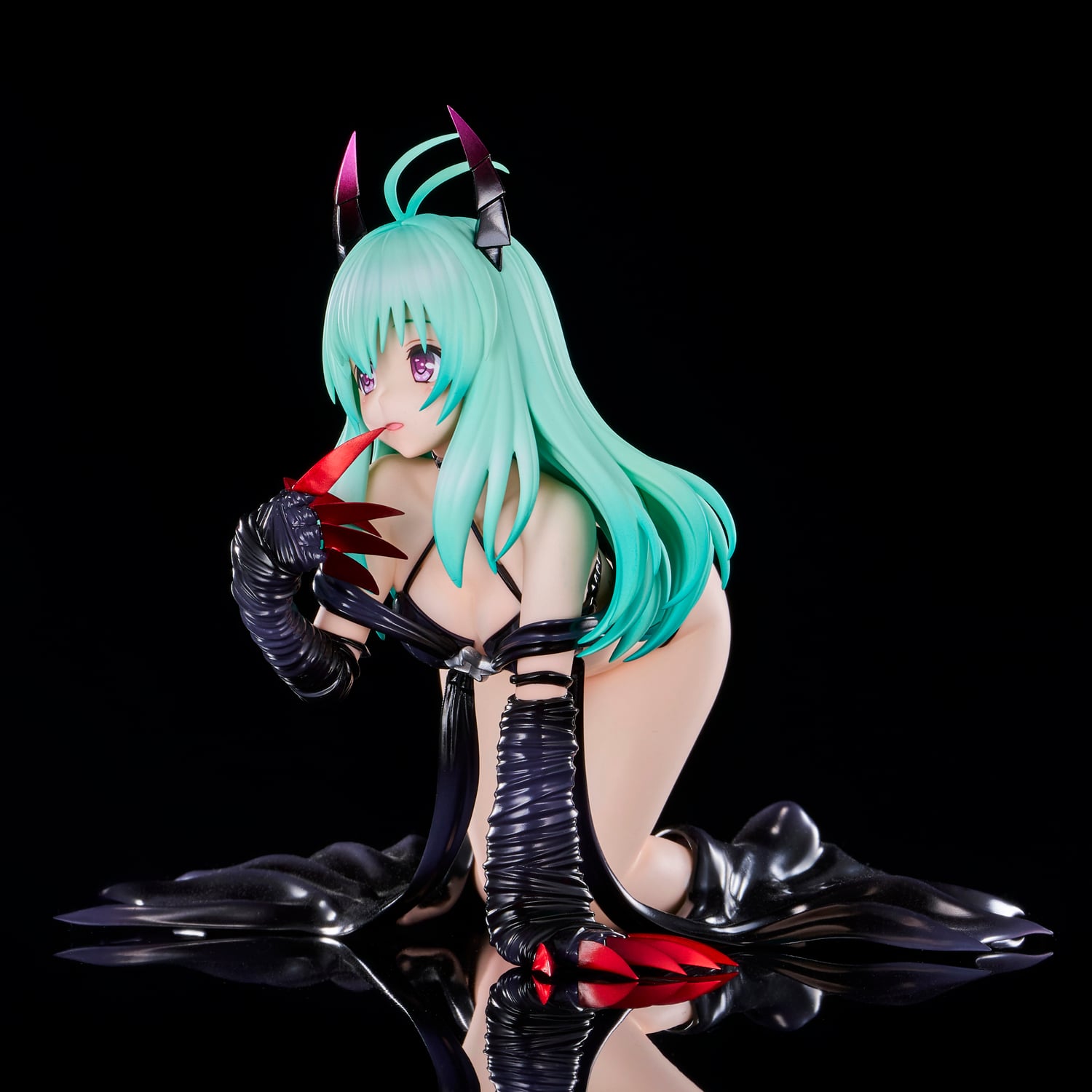To Love-Ru Darkness Run Elsie Jewelria (Renewal Package Darkness Ver.) 1/6 Scale Figure Gallery Image 9