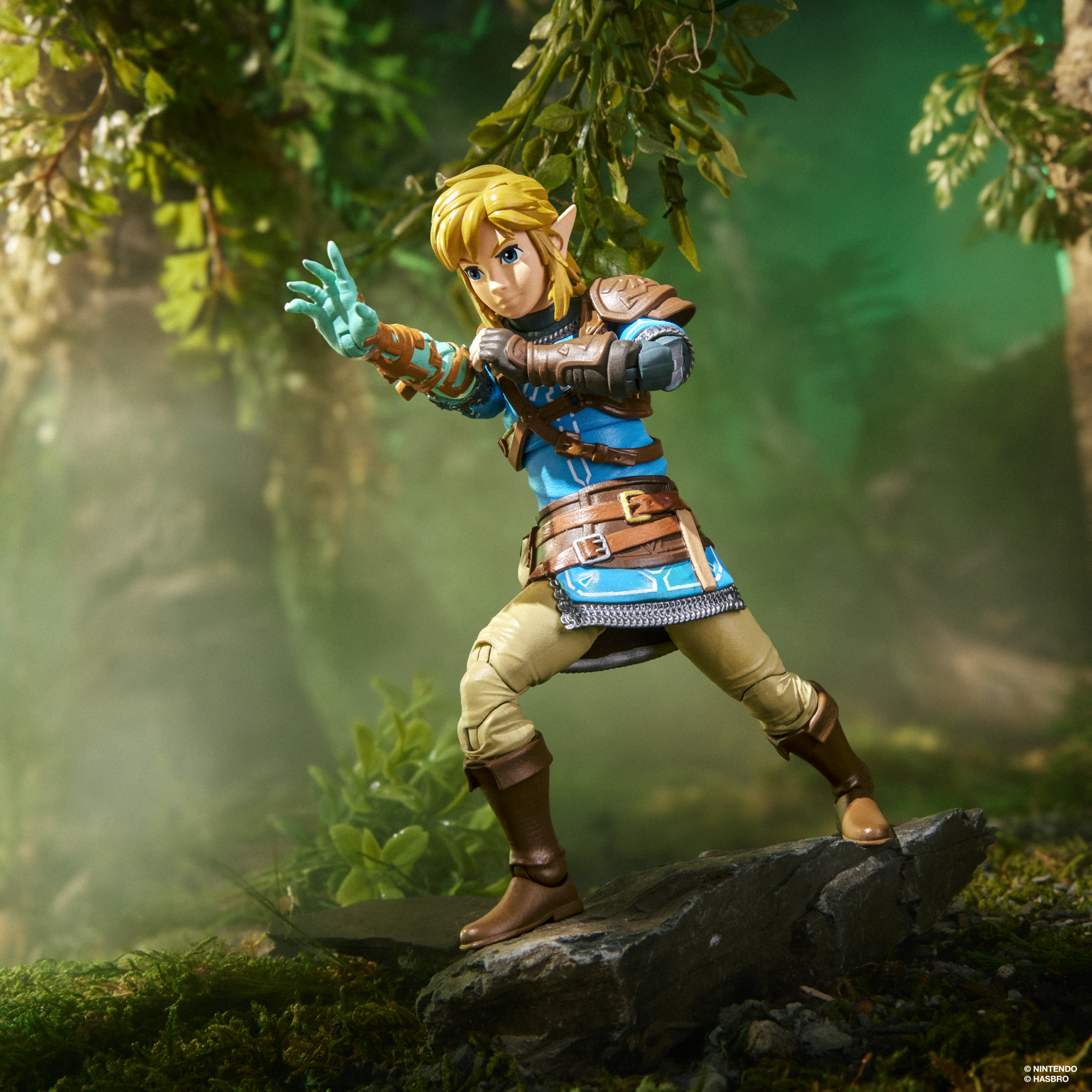 The Legend of Zelda: Tears of the Kingdom Heroes of Hyrule Link Action Figure Gallery Image 4