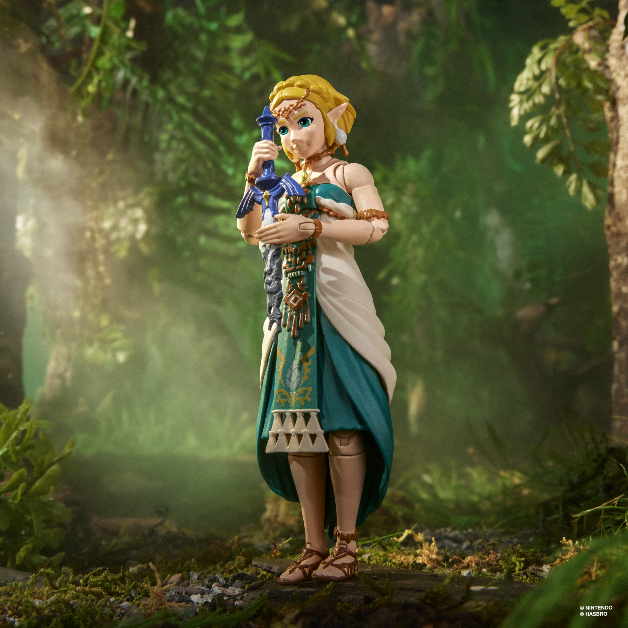The Legend of Zelda: Tears of the Kingdom Heroes of Hyrule Princess Zelda Action Figure Gallery Image 3