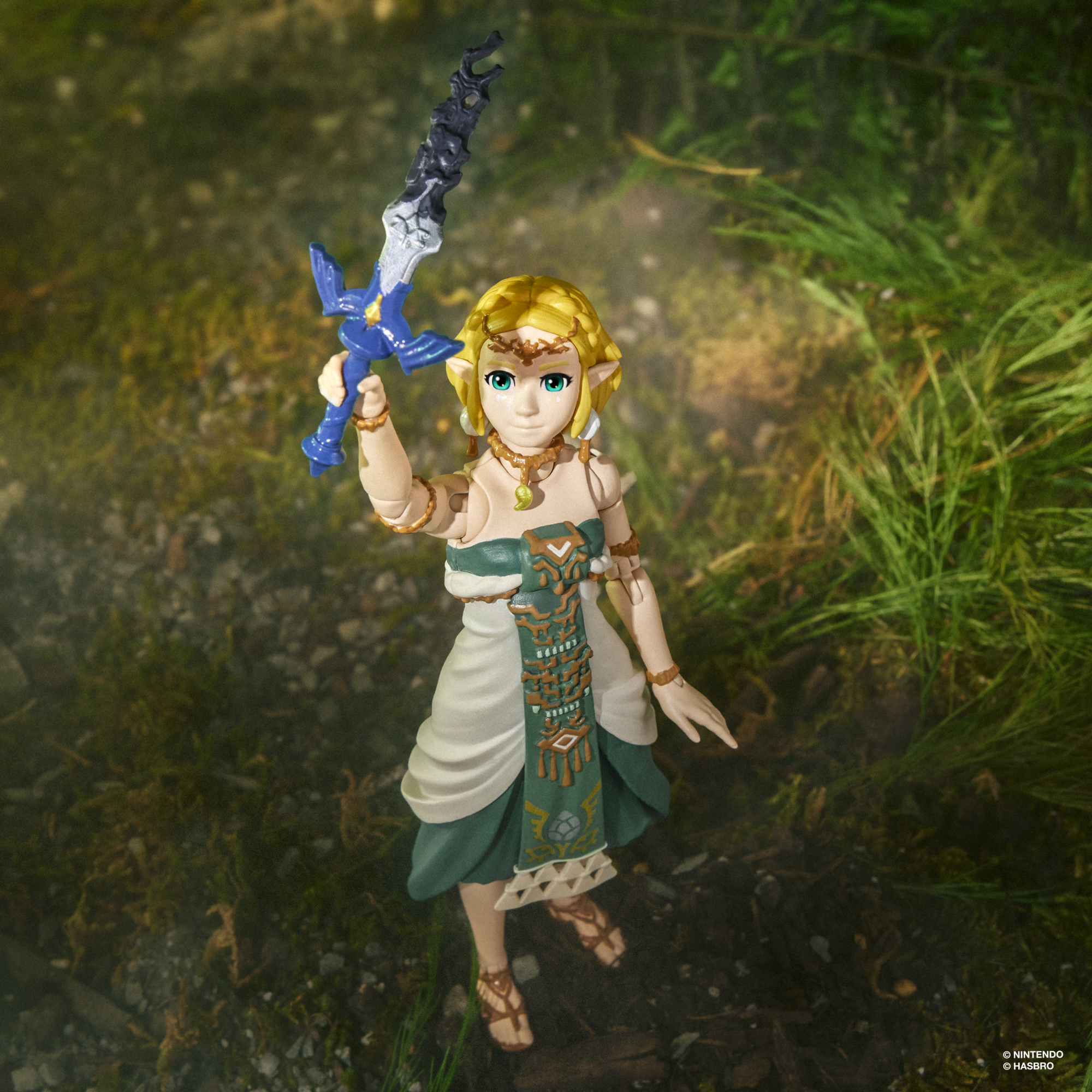 The Legend of Zelda: Tears of the Kingdom Heroes of Hyrule Princess Zelda Action Figure Gallery Image 4