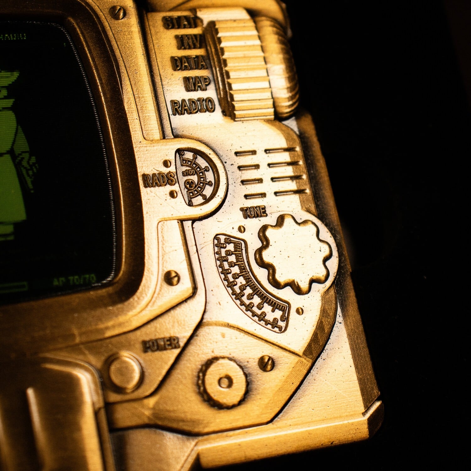 Fallout Pip Boy 3000 Mk IV (Mysterious Stranger) Limited Edition Lenticular Ingot Gallery Image 8