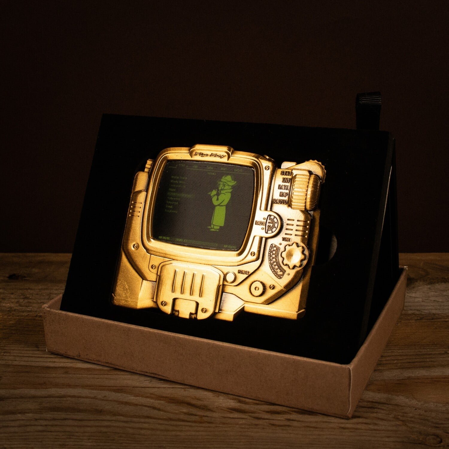 Fallout Pip Boy 3000 Mk IV (Mysterious Stranger) Limited Edition Lenticular Ingot Gallery Image 11