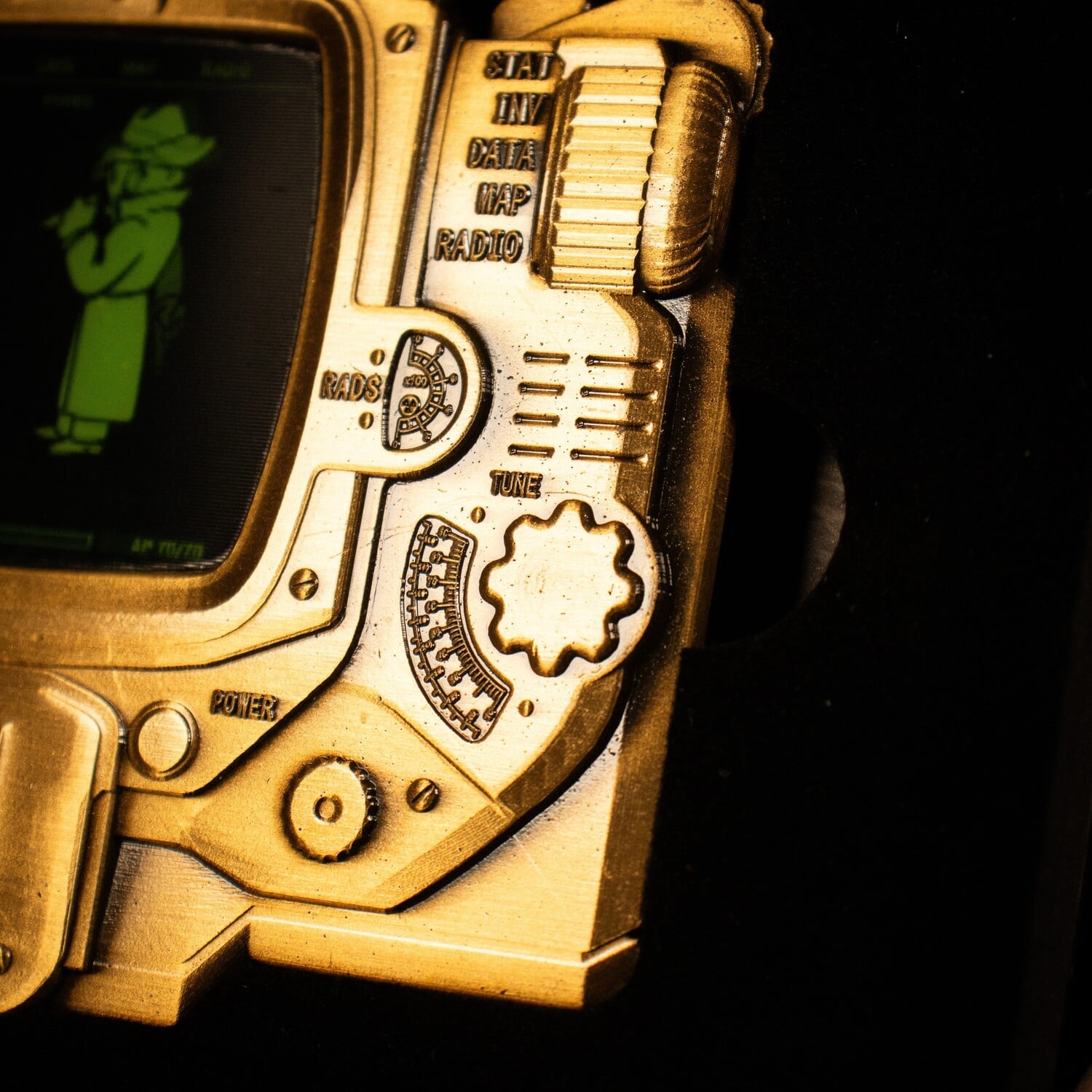 Fallout Pip Boy 3000 Mk IV (Mysterious Stranger) Limited Edition Lenticular Ingot Gallery Image 15