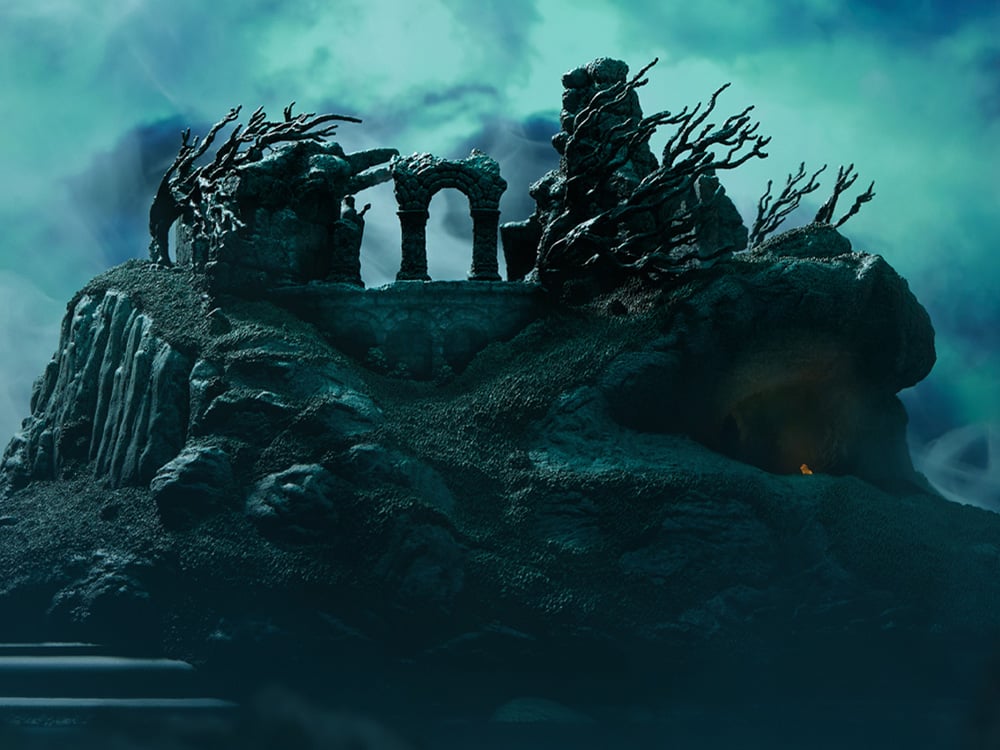 The Lord of the Rings Weathertop Limited Edition Miniature Environment Gallery Image 1