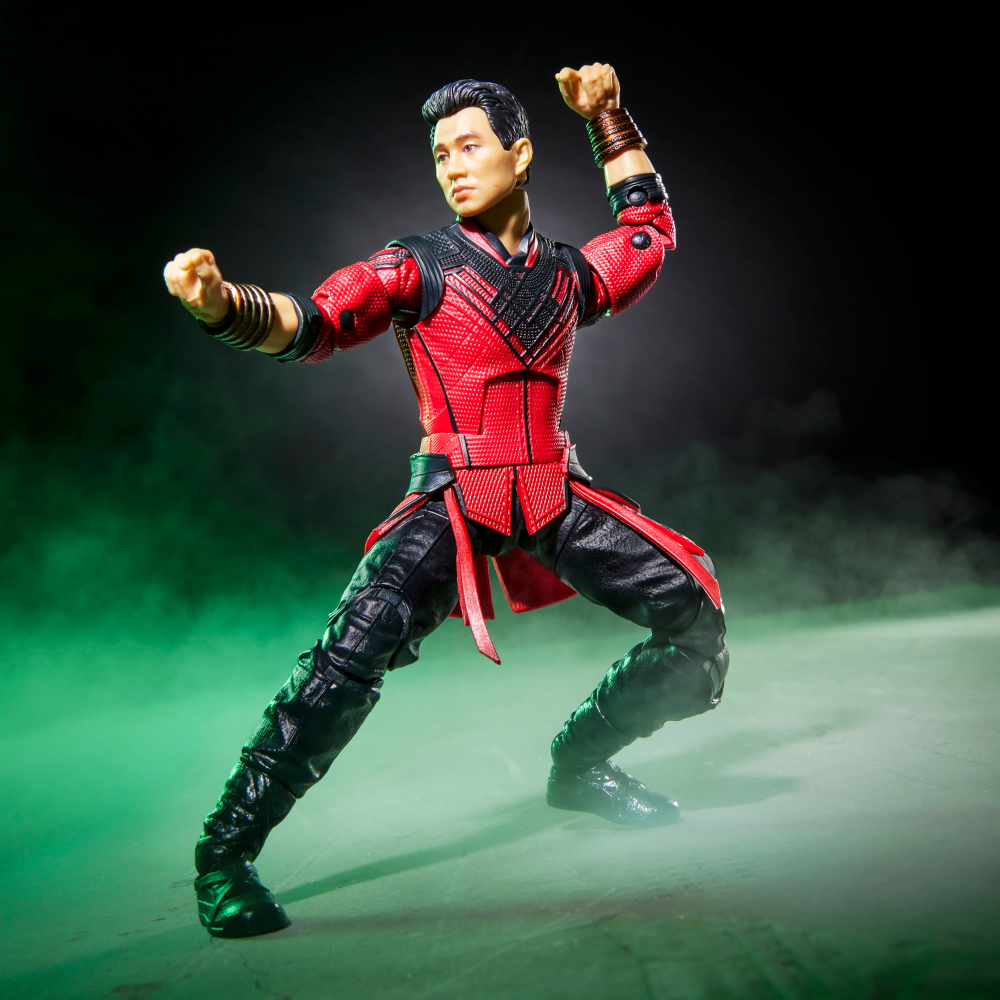 Avengers: Doomsday Marvel Legends Shang-Chi Action Figure Gallery Image 6