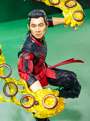 Avengers: Doomsday Marvel Legends Shang-Chi Action Figure Gallery Image 2