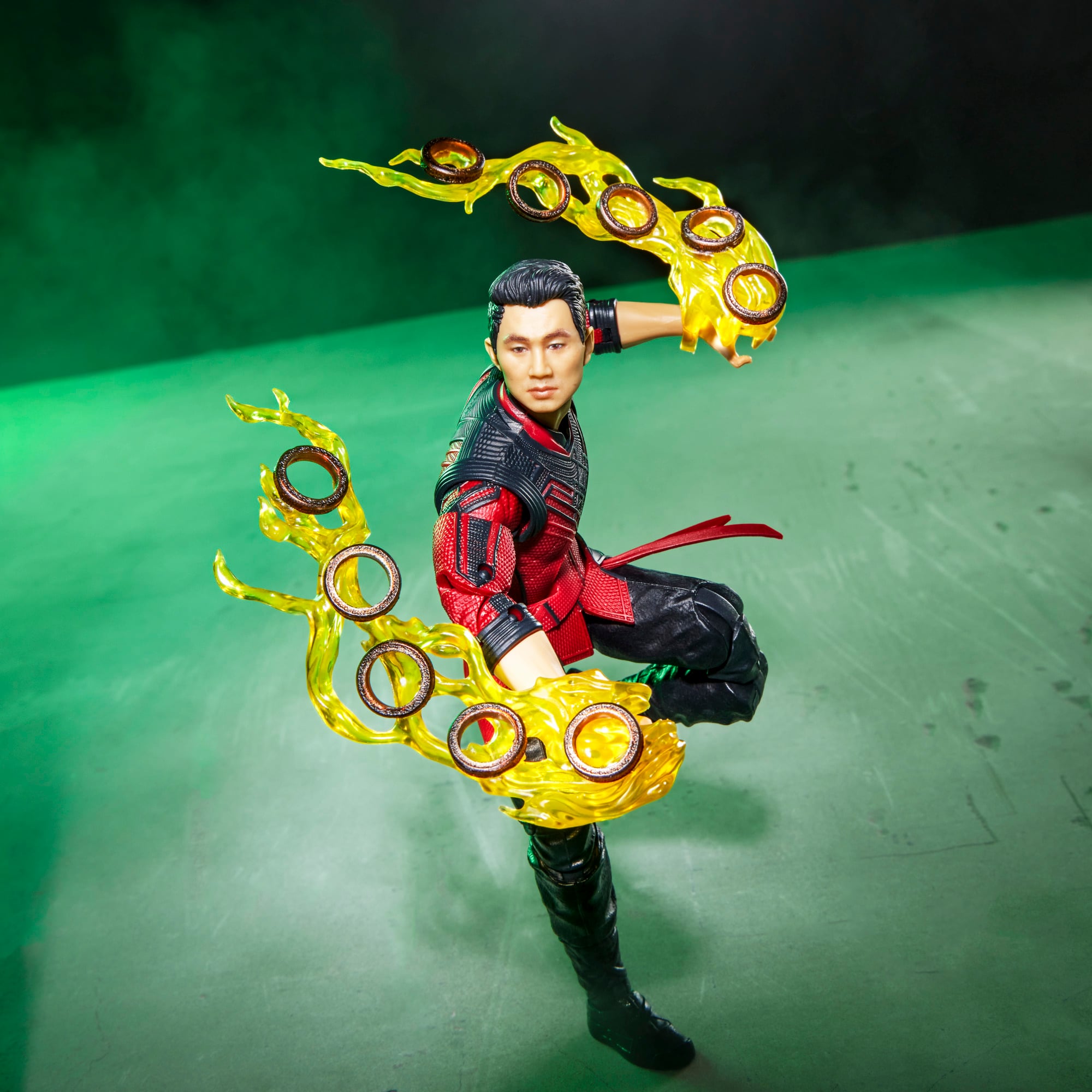 Avengers: Doomsday Marvel Legends Shang-Chi Action Figure Gallery Image 4
