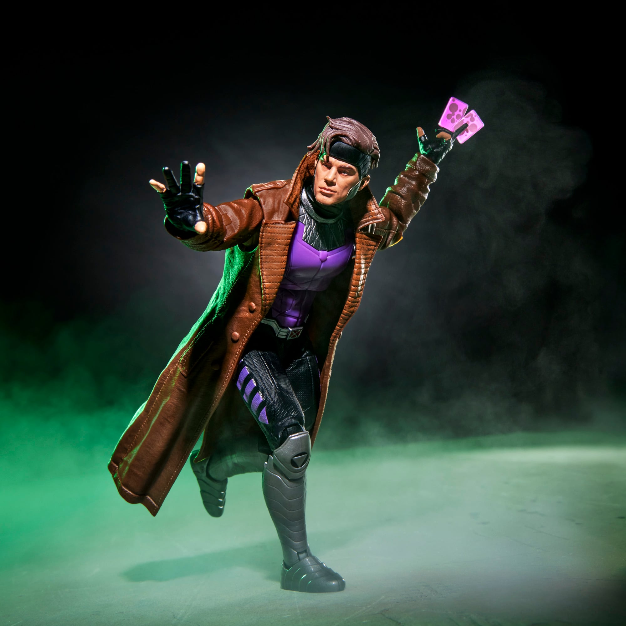 Avengers: Doomsday Marvel Legends Gambit Action Figure Gallery Image 7