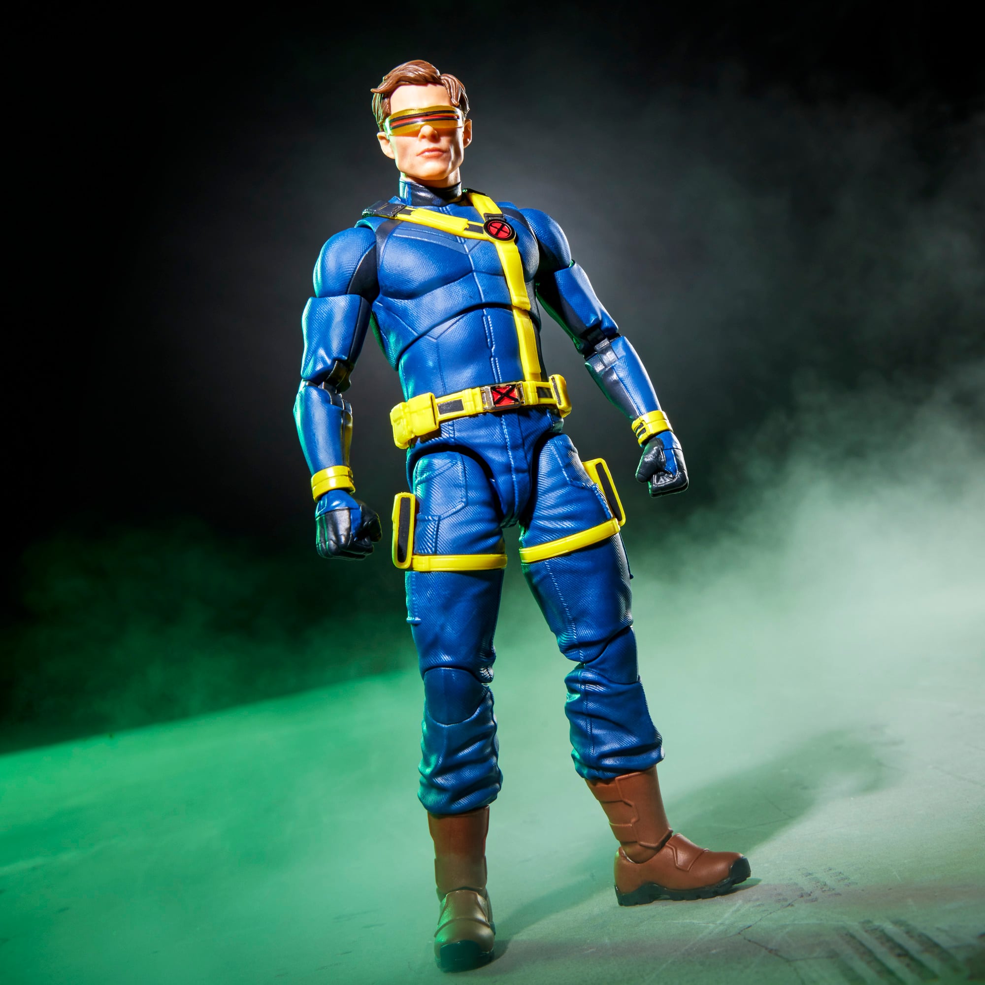 Avengers: Doomsday Marvel Legends Cyclops Action Figure Gallery Image 3