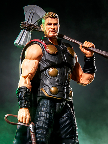 Avengers: Doomsday Marvel Legends Thor Action Figure Gallery Image 2