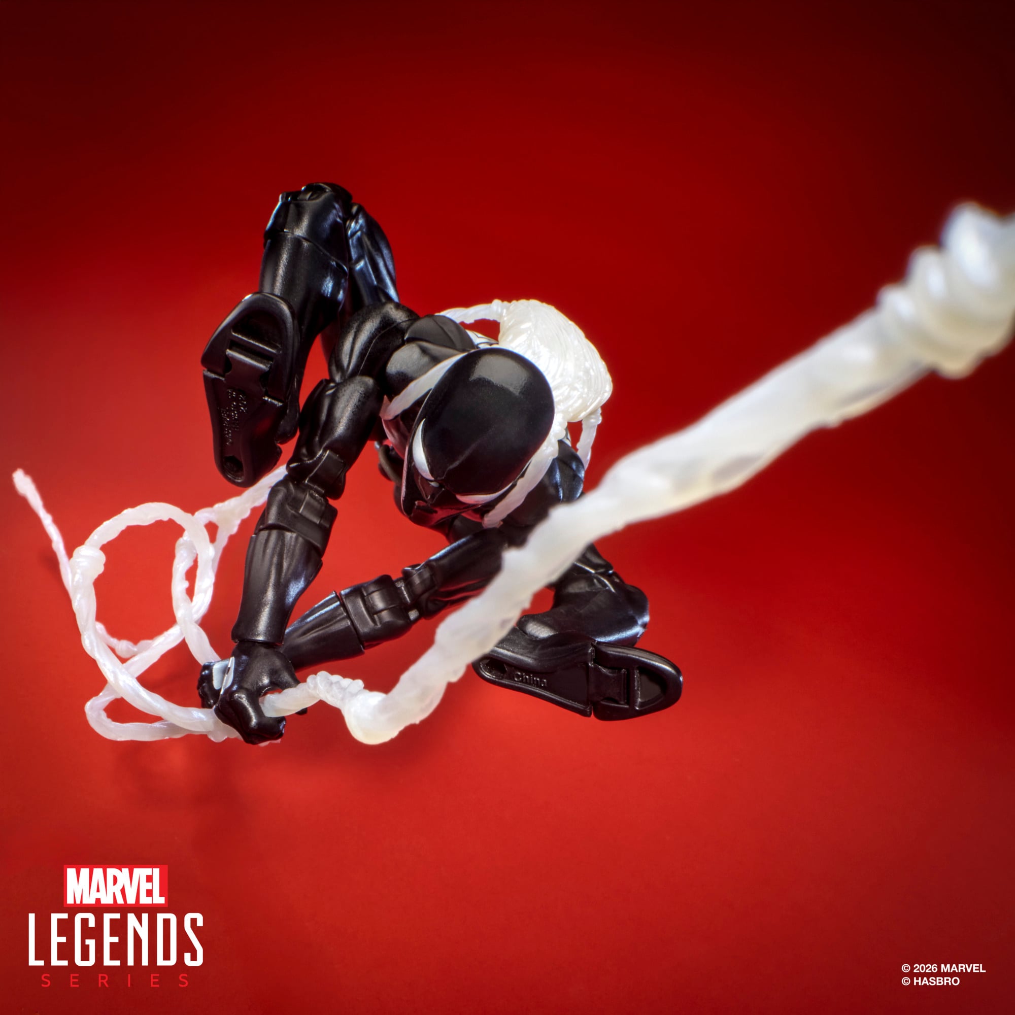 Marvel Legends Maximum Series Spider-Man (Symbiote) Action Figure Gallery Image 5
