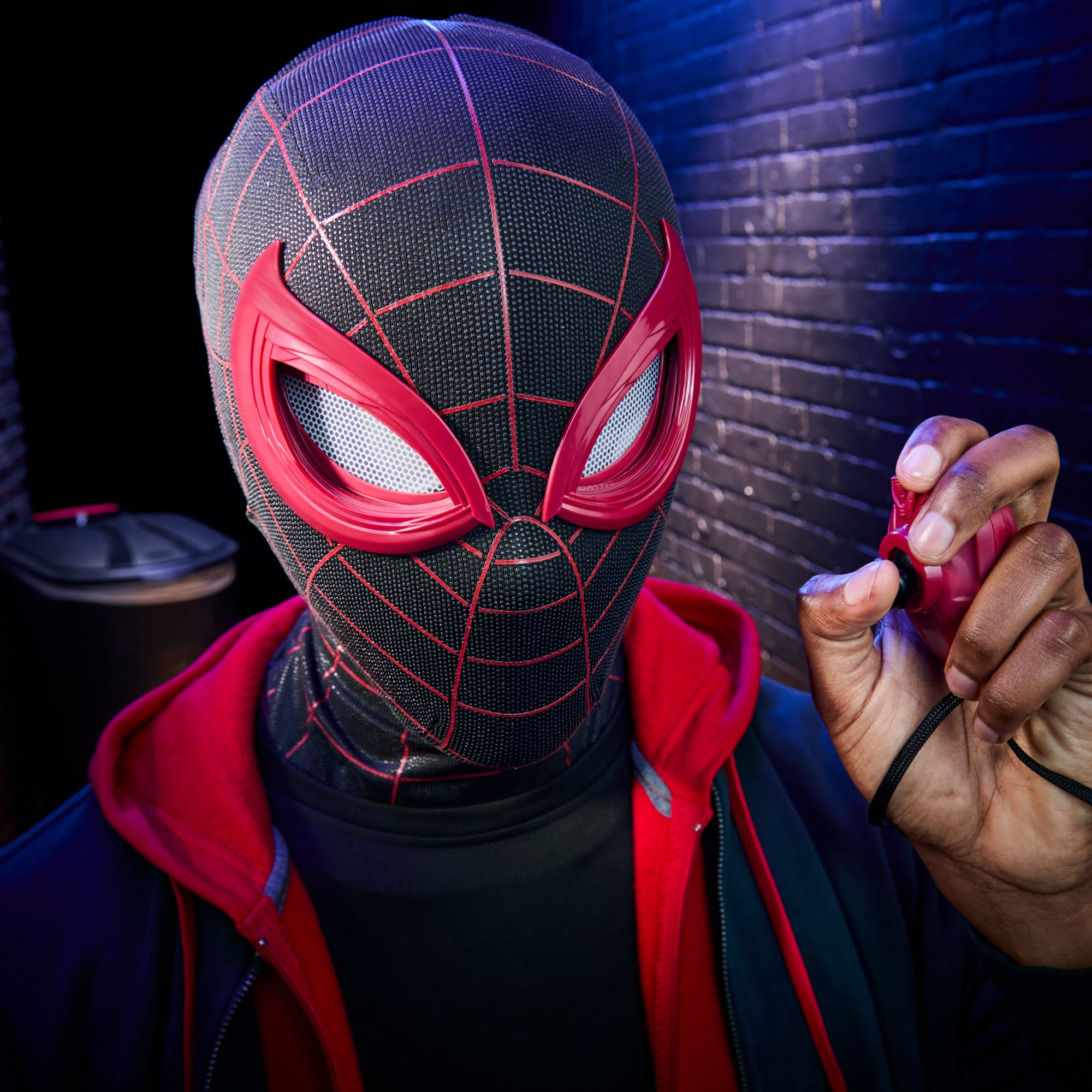 Marvel's Spider-Man 2 Marvel Legends Miles Morales 1:1 Scale Wearable Mask Gallery Image 6