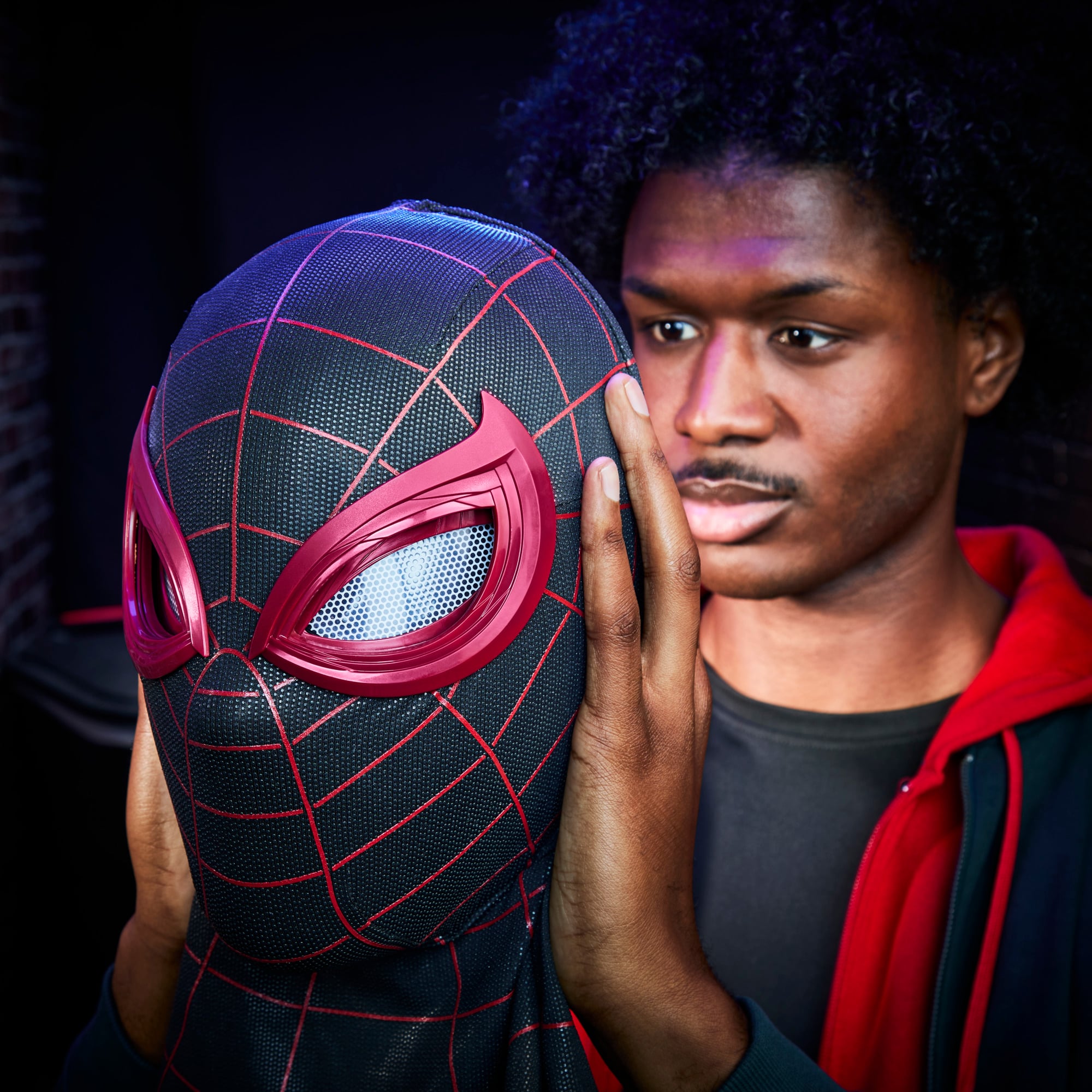 Marvel's Spider-Man 2 Marvel Legends Miles Morales 1:1 Scale Wearable Mask Gallery Image 13