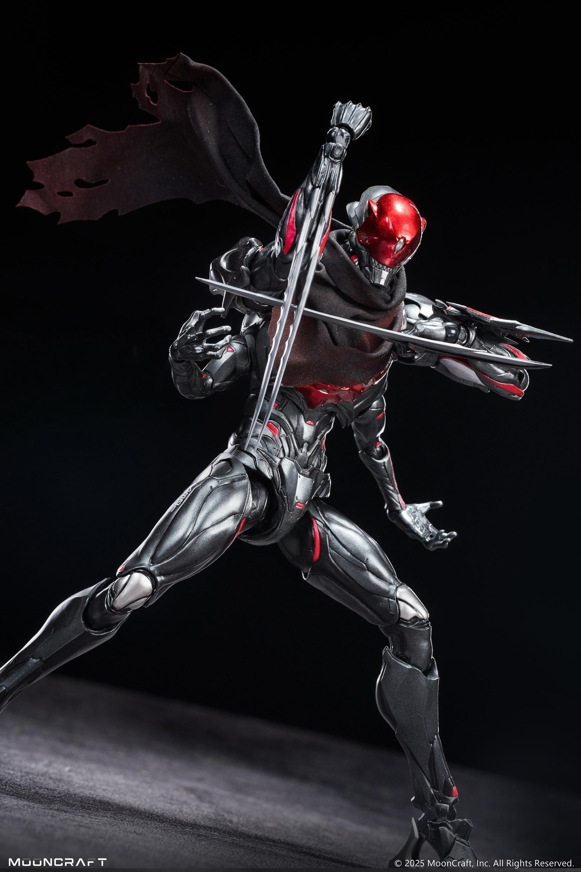 DawnBlade DB-01 Commander Norn Sahr Action Figure (With Bonus) Gallery Image 6