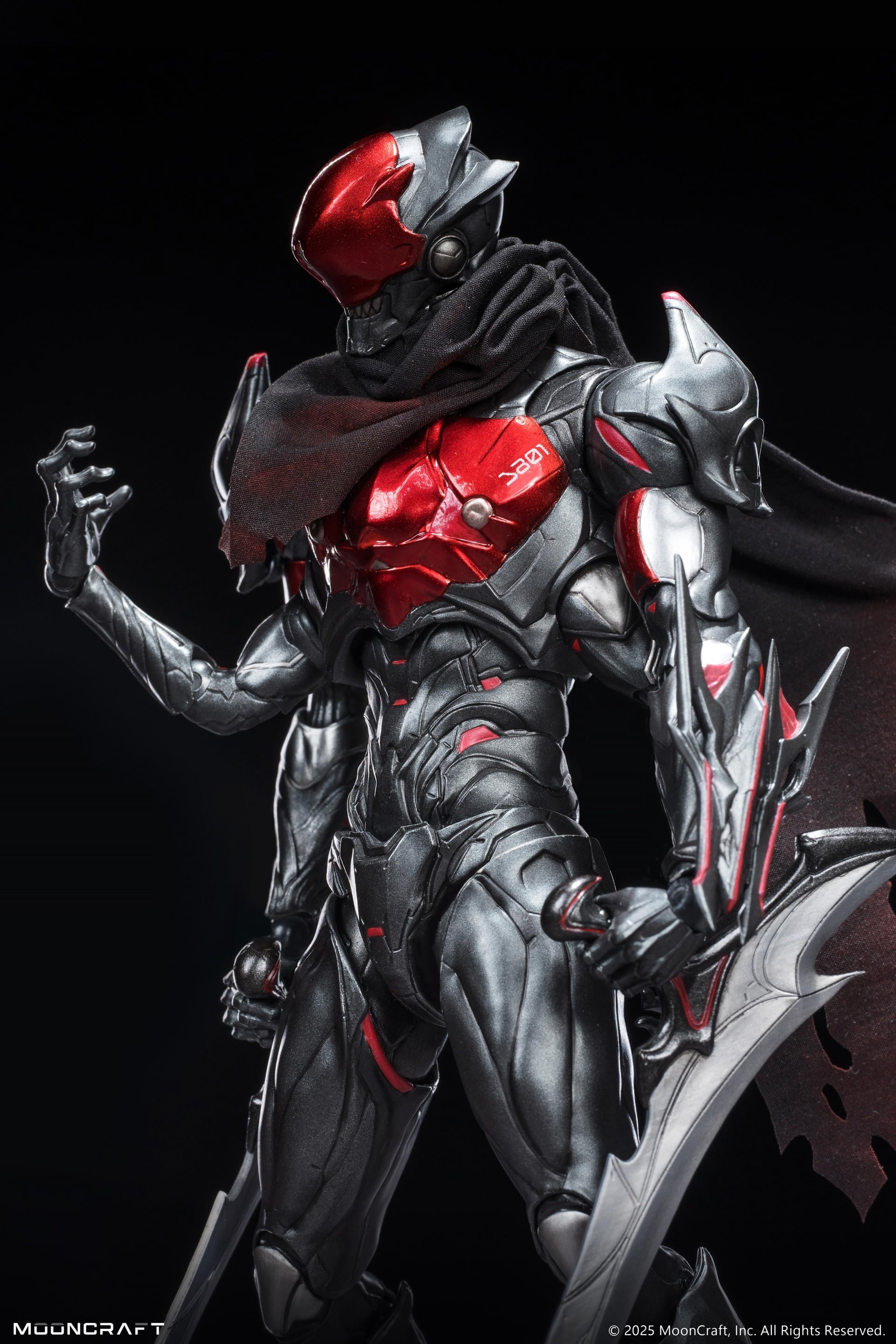 DawnBlade DB-01 Commander Norn Sahr Action Figure (With Bonus) Gallery Image 11