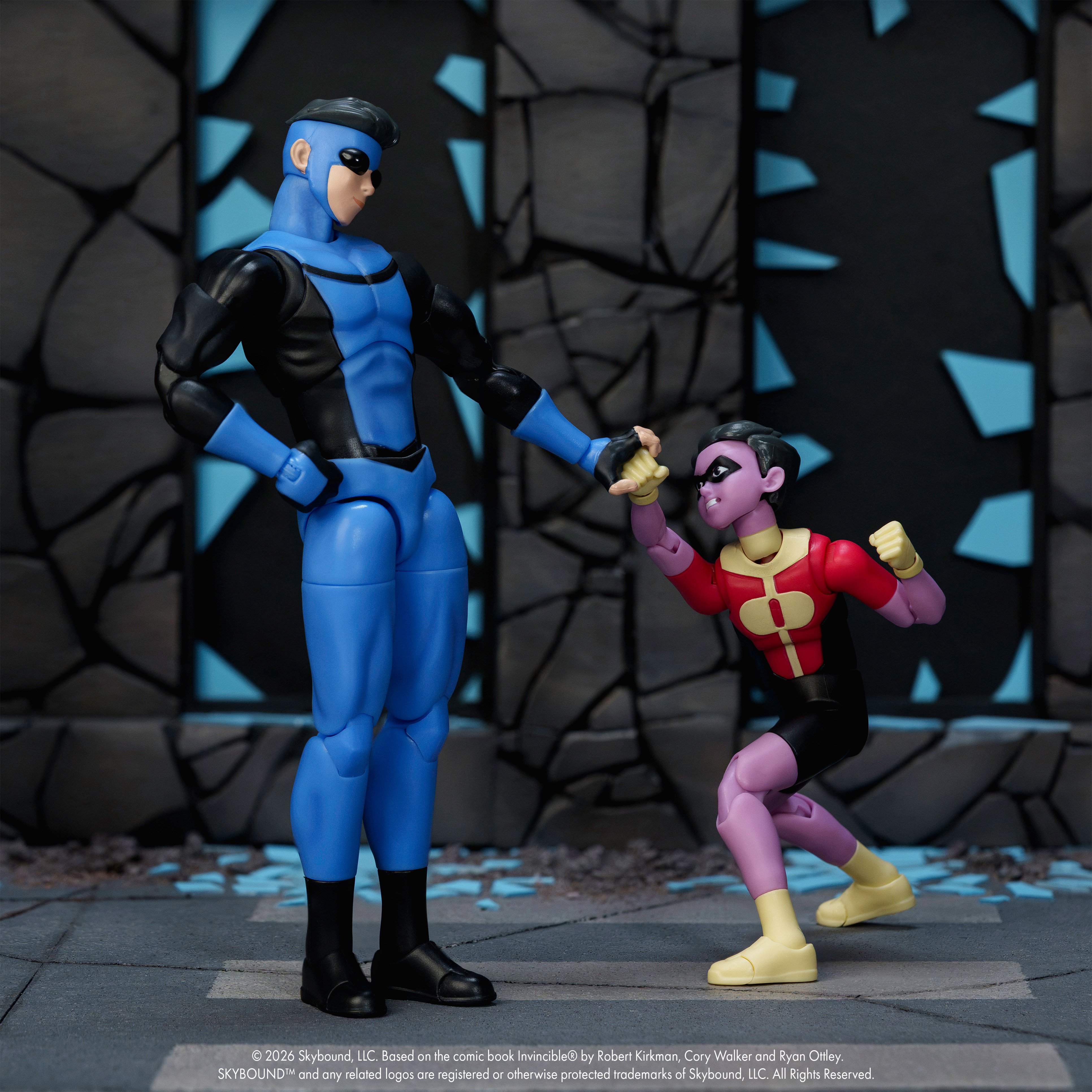 Invincible Invincible 1/12 Scale Action Figure Gallery Image 10