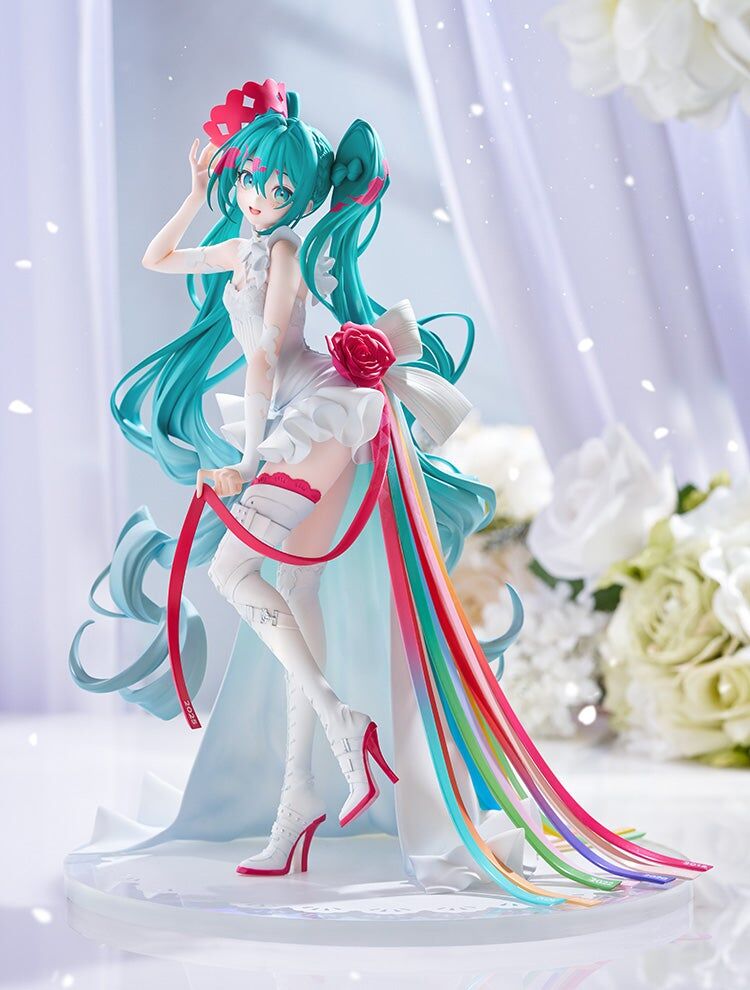 Vocaloid Hatsune Miku GT Project G.S. Collection Racing Miku (15th Rhapsody 2010-2025) 1/7 Scale Figure Gallery Image 3