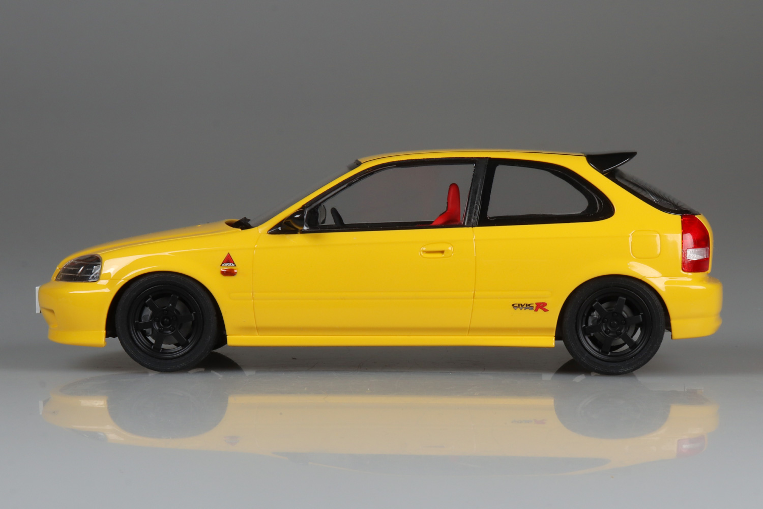 ダイキャスト希少モデル Initial D Snap Car No.23 Daiki Ninomiya EK9 Civic Type R 1/24