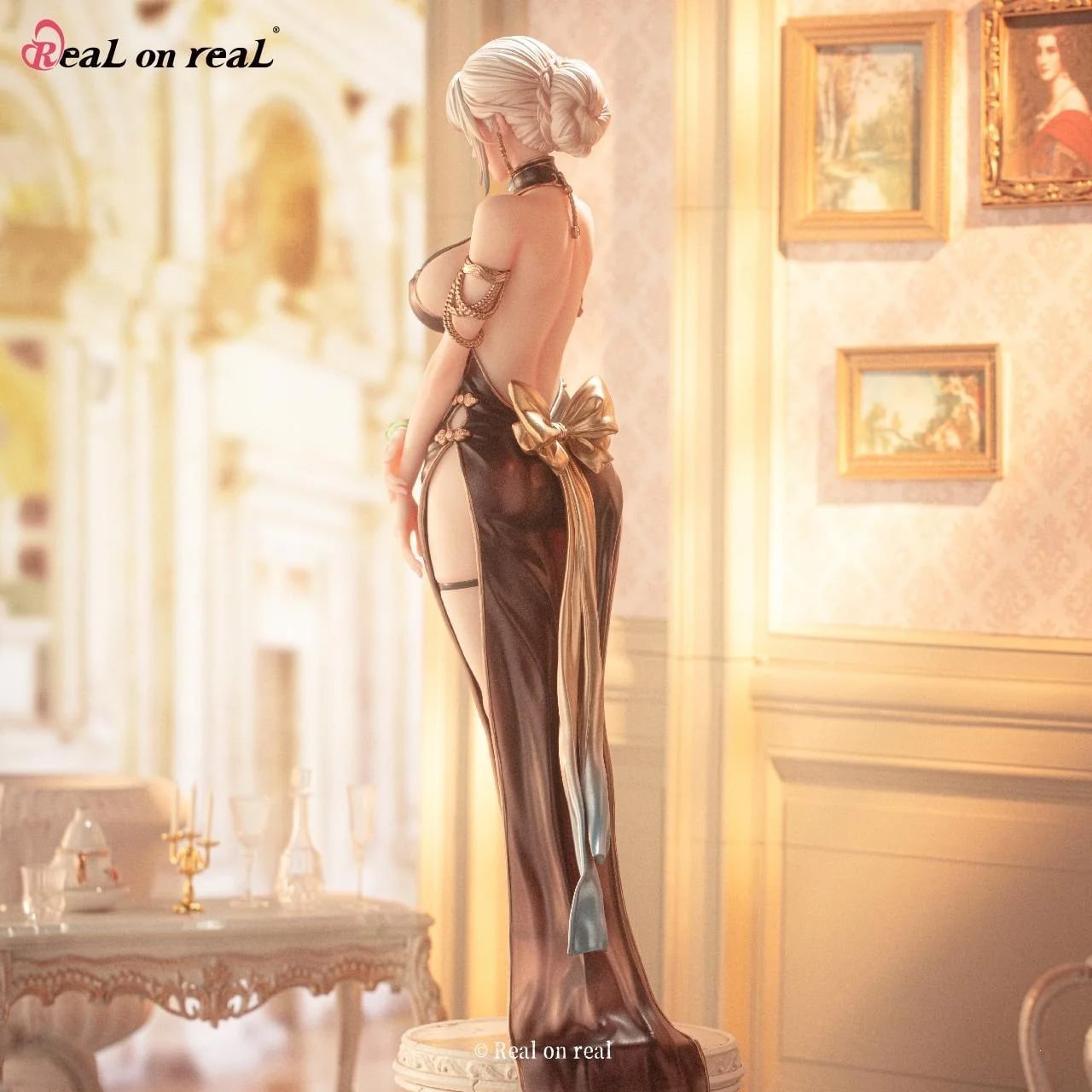 Elegance in Time 1/6 Scale Figure (With Bonus) Gallery Image 5