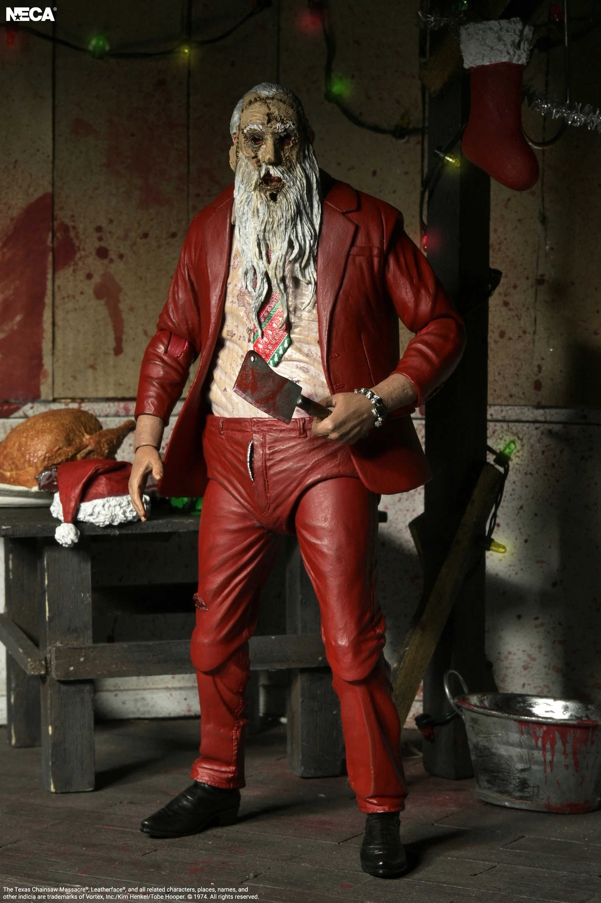 The Texas Chainsaw Massacre Ultimate Santa Leatherface Action Figure Gallery Image 9
