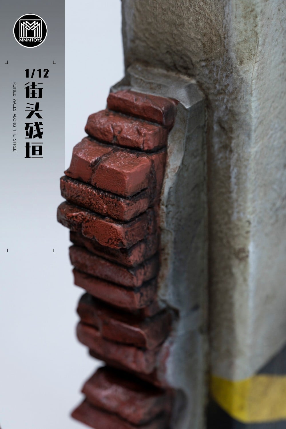 Ruined Walls Along the Street 1/12 Scale Diorama Gallery Image 10