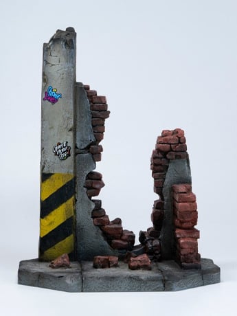 Image of Ruined Walls Along the Street 1/12 Scale Diorama
