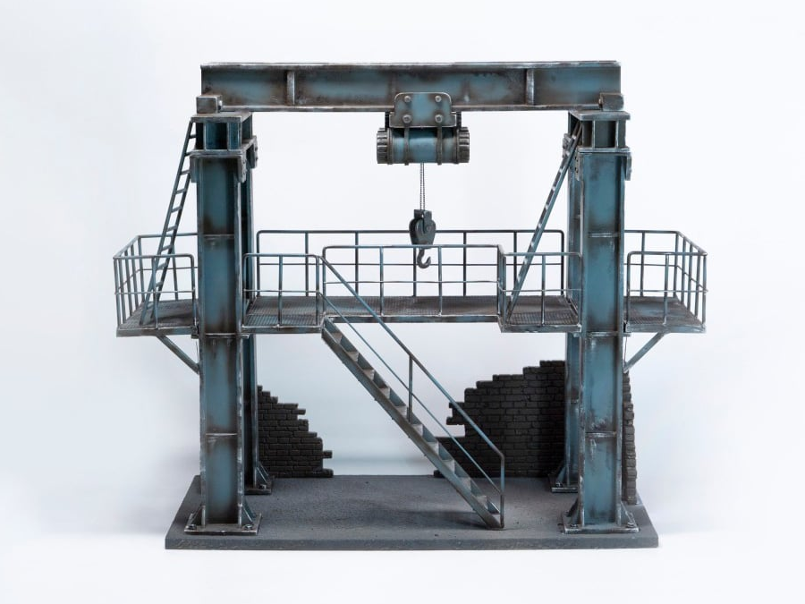 Lifting Platform 1/12 Scale Diorama Gallery Image 1