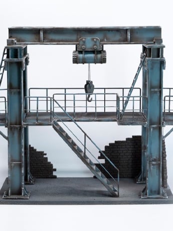 Lifting Platform 1/12 Scale Diorama Gallery Image 2