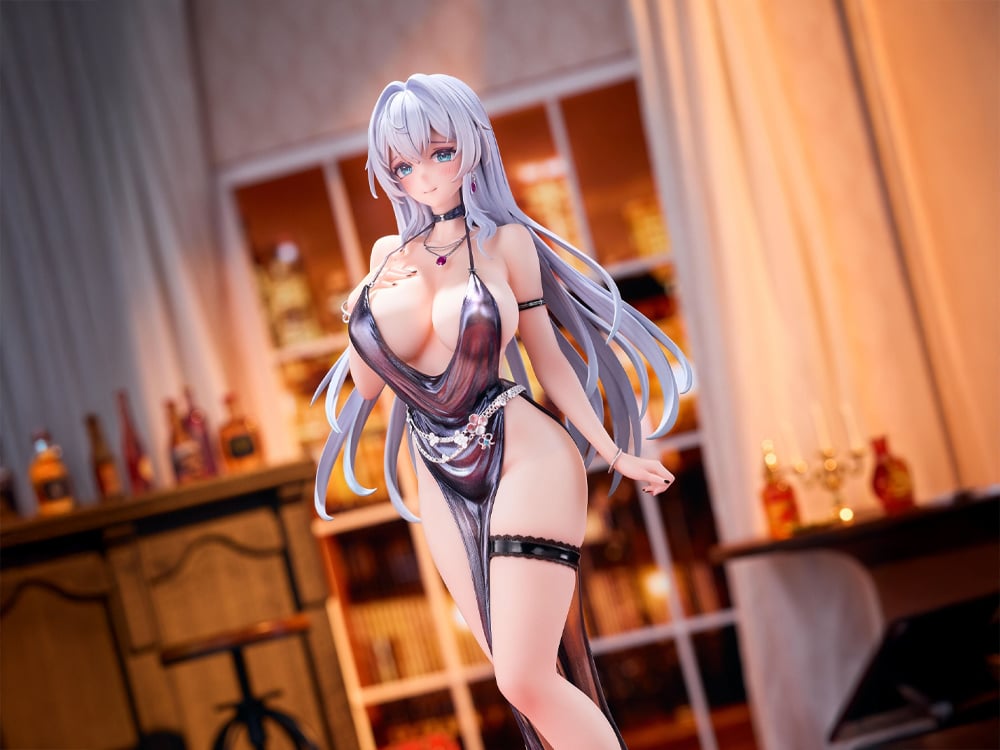 Shion-san (Dress Version) 1/7 Scale Figure Gallery Image 1