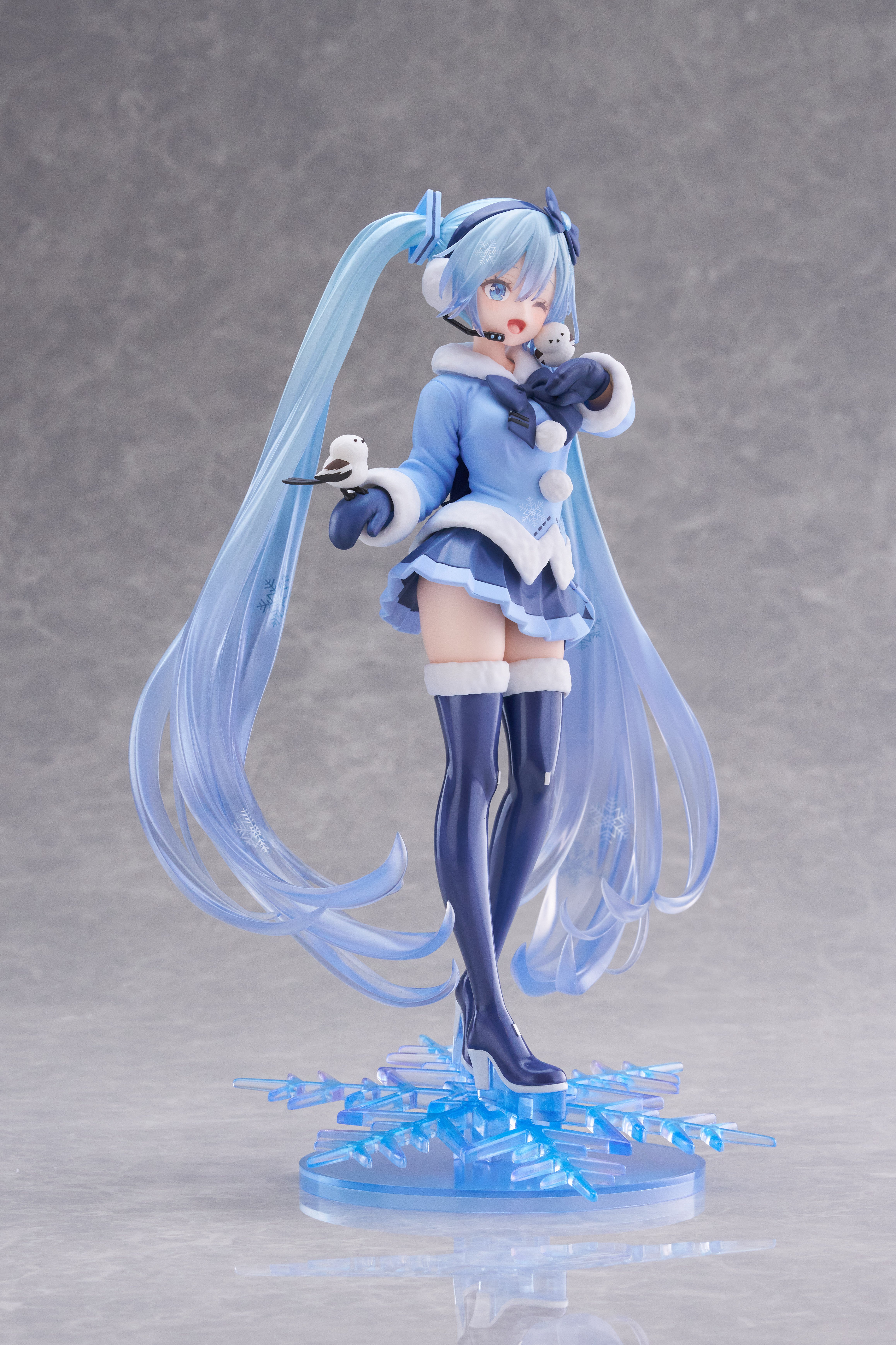 Vocaloid AMP+ Snow Miku (All Stars 2012 Ver.) Figure Gallery Image 9