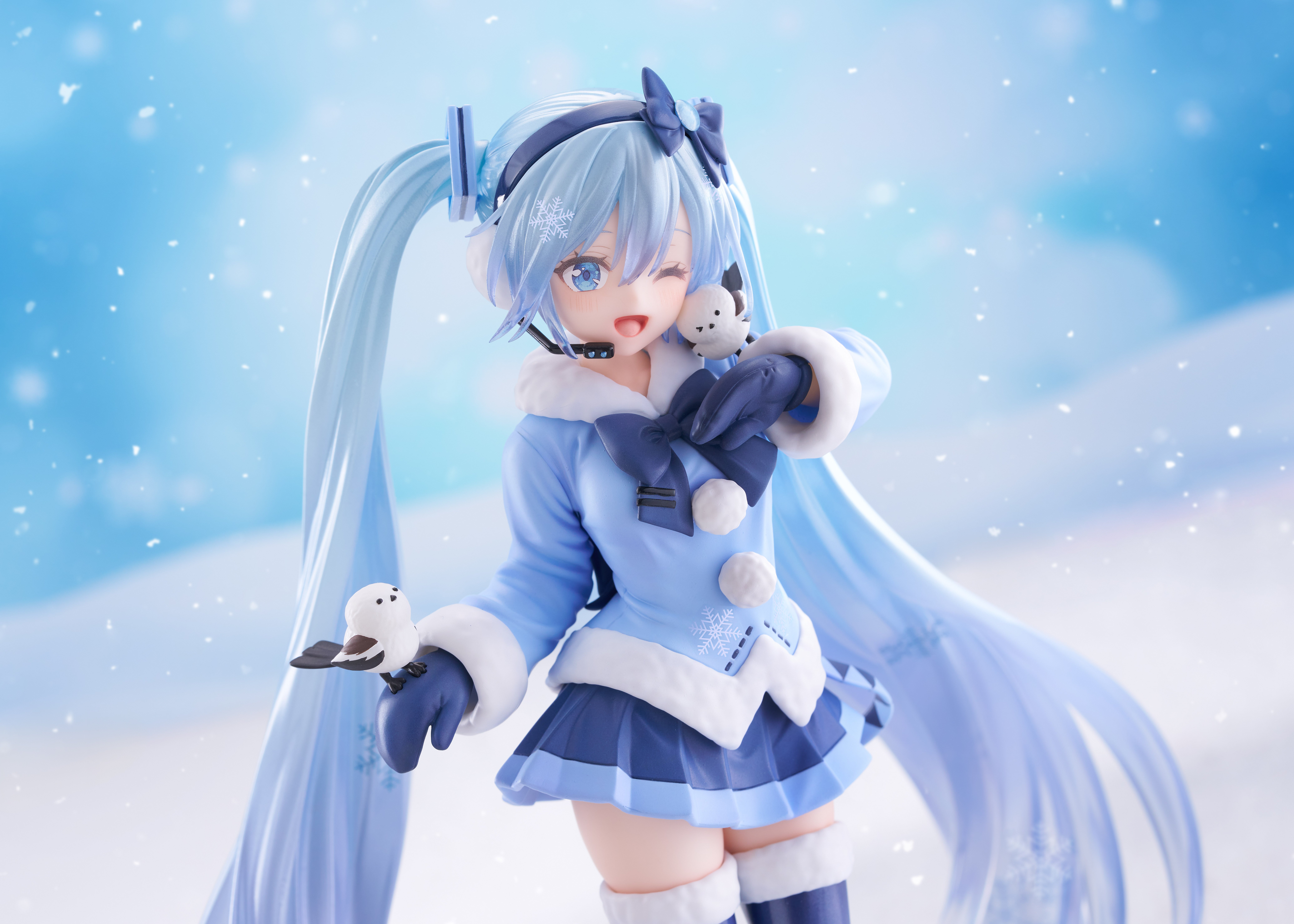 Vocaloid AMP+ Snow Miku (All Stars 2012 Ver.) Figure Gallery Image 5