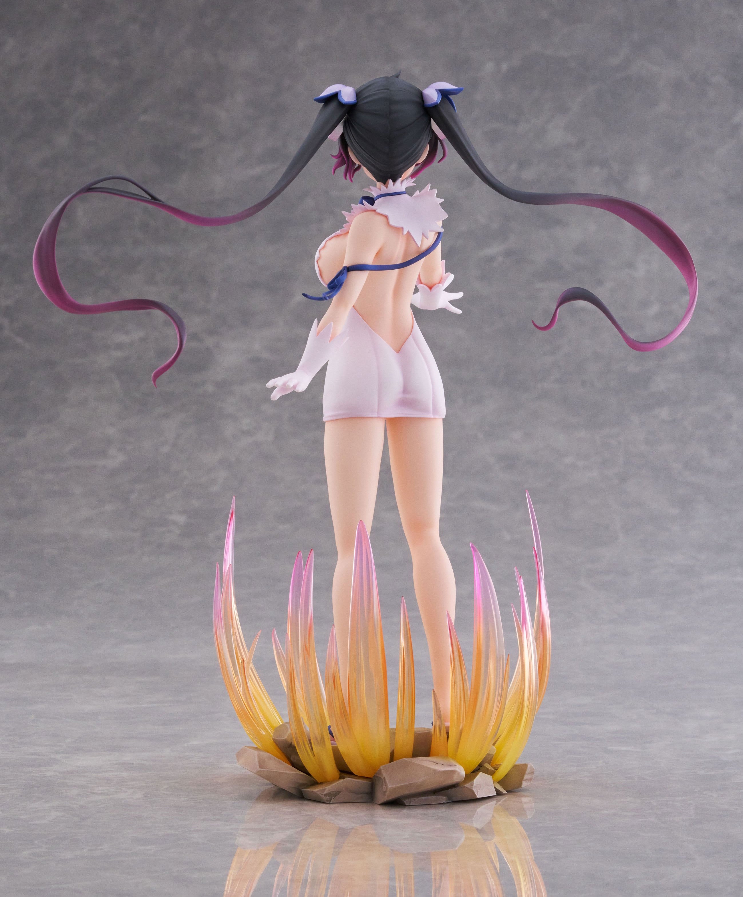 Is It Wrong to Try to Pick Up Girls in a Dungeon? V Hestia (Divinity Unleashed Limited Edition Ver.) 1/7 Scale Figure Gallery Image 14