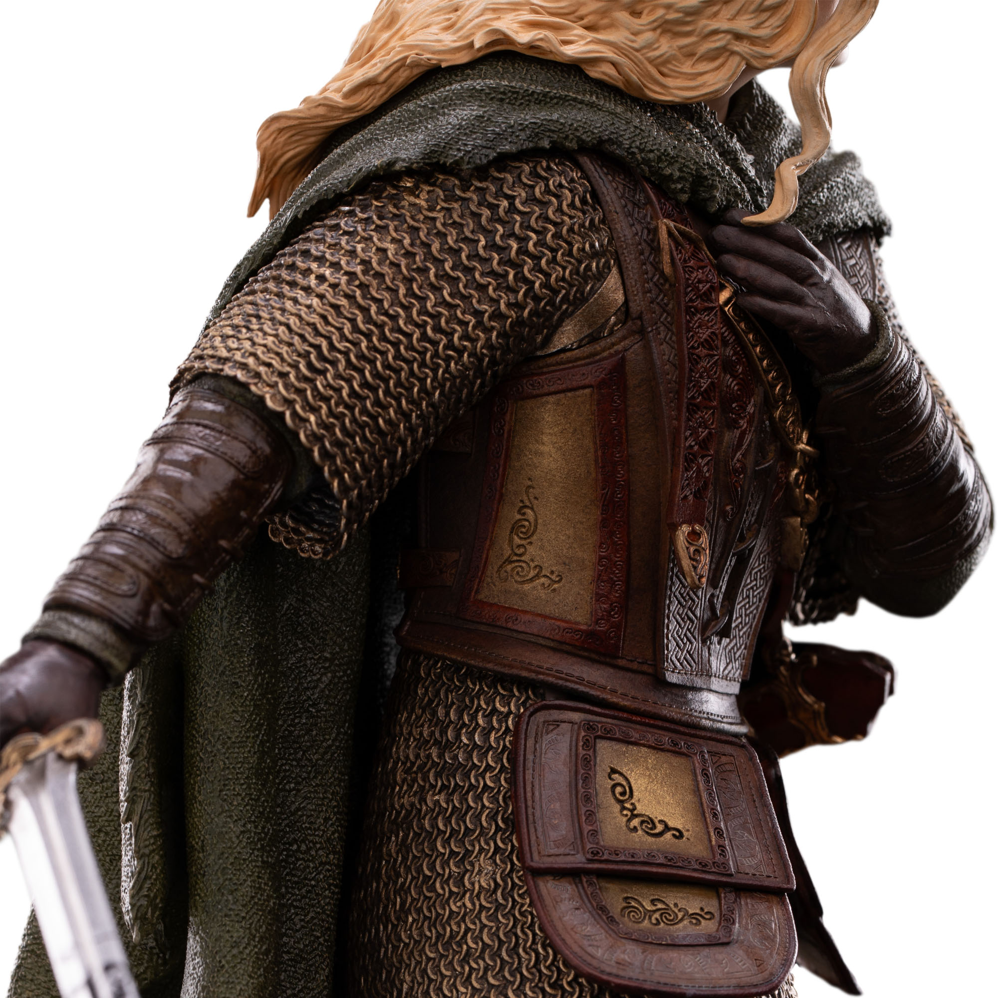 The Lord of the Rings Classic Series Eowyn, Shieldmaiden of Rohan 1/6 Scale Statue Gallery Image 11