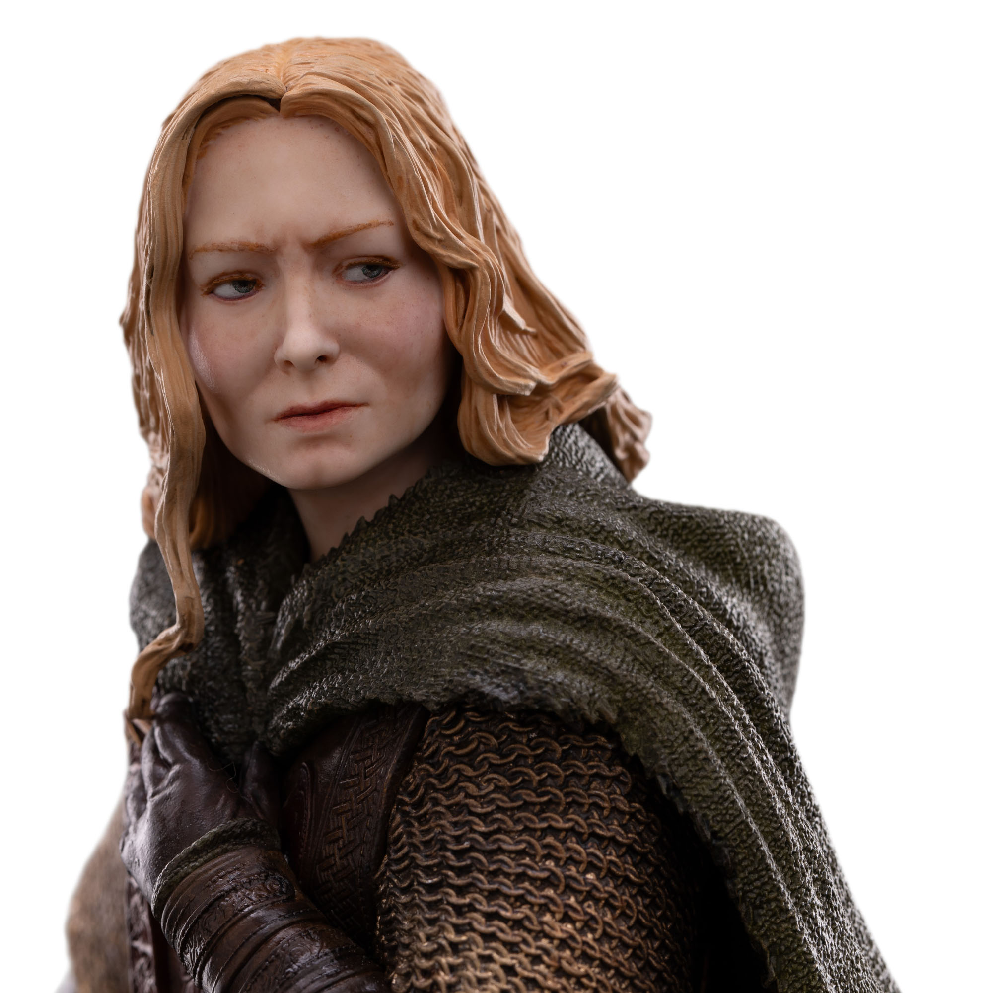 The Lord of the Rings Classic Series Eowyn, Shieldmaiden of Rohan 1/6 Scale Statue Gallery Image 9