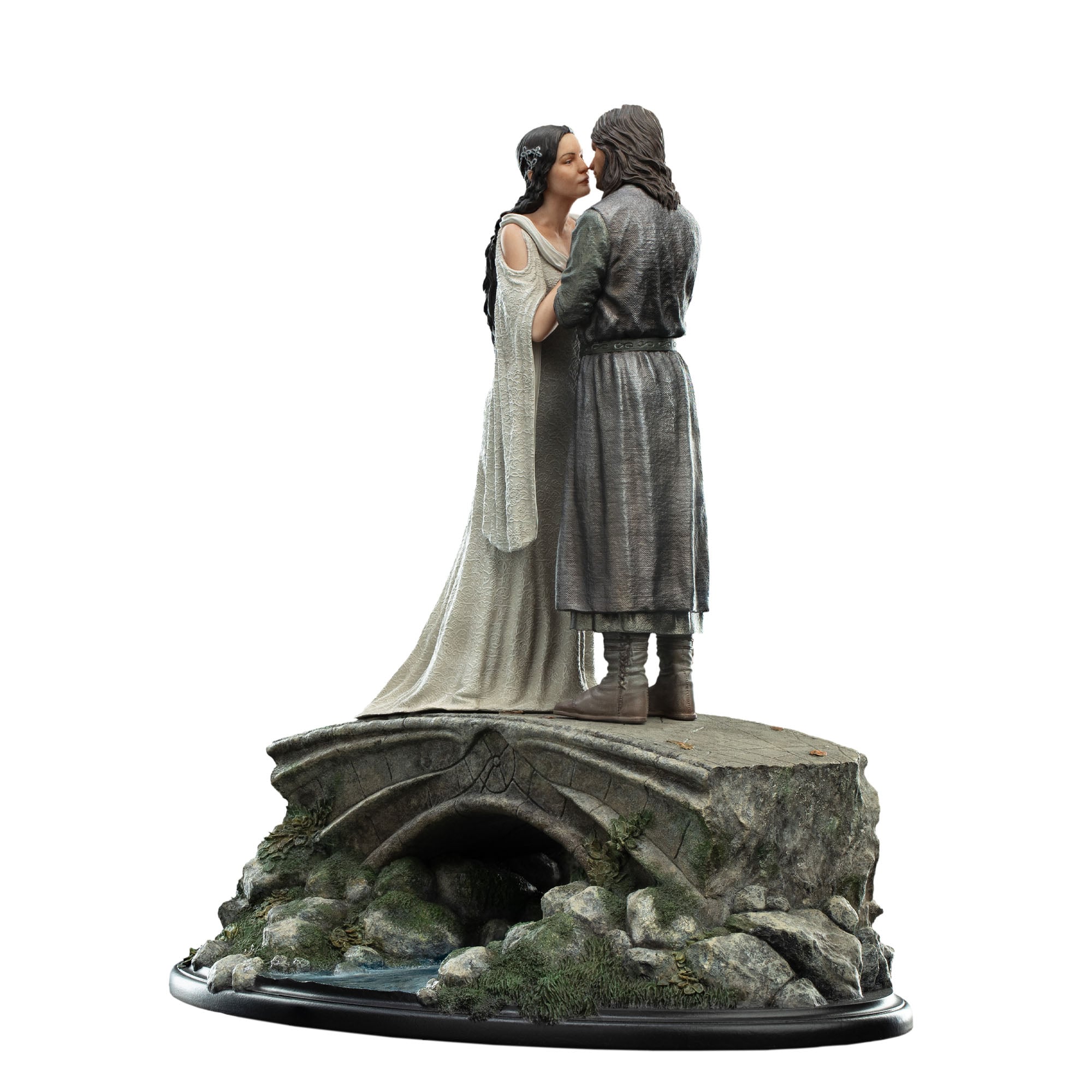 The Lord of the Rings Aragorn & Arwen Miniature Statue Gallery Image 11