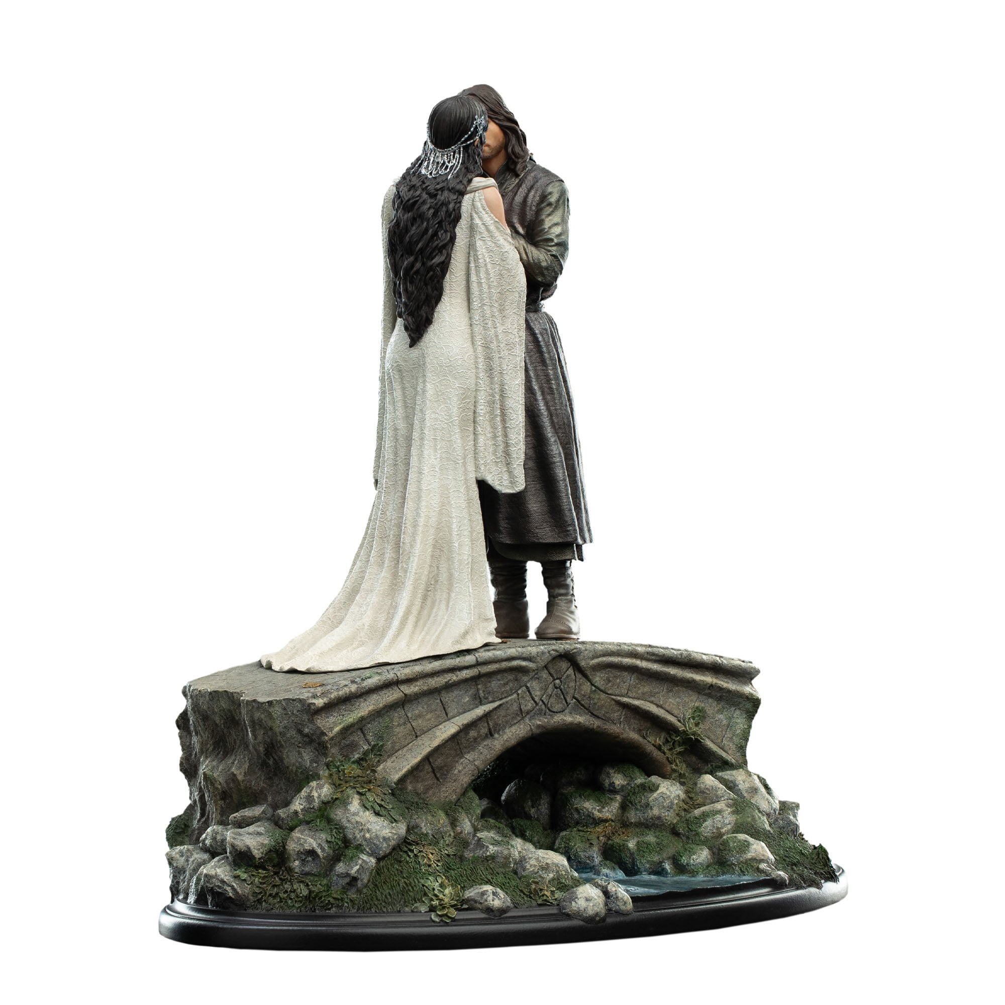 The Lord of the Rings Aragorn & Arwen Miniature Statue Gallery Image 5
