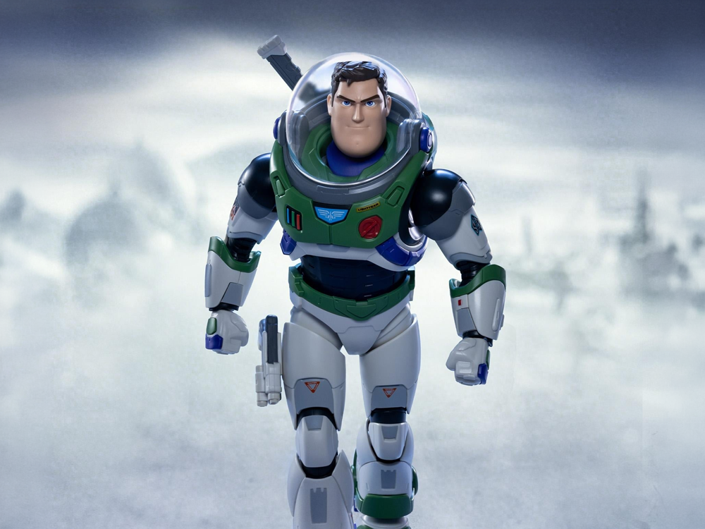 Lightyear Buzz Lightyear (Space Ranger Ver.) Model Kit Gallery Image 1