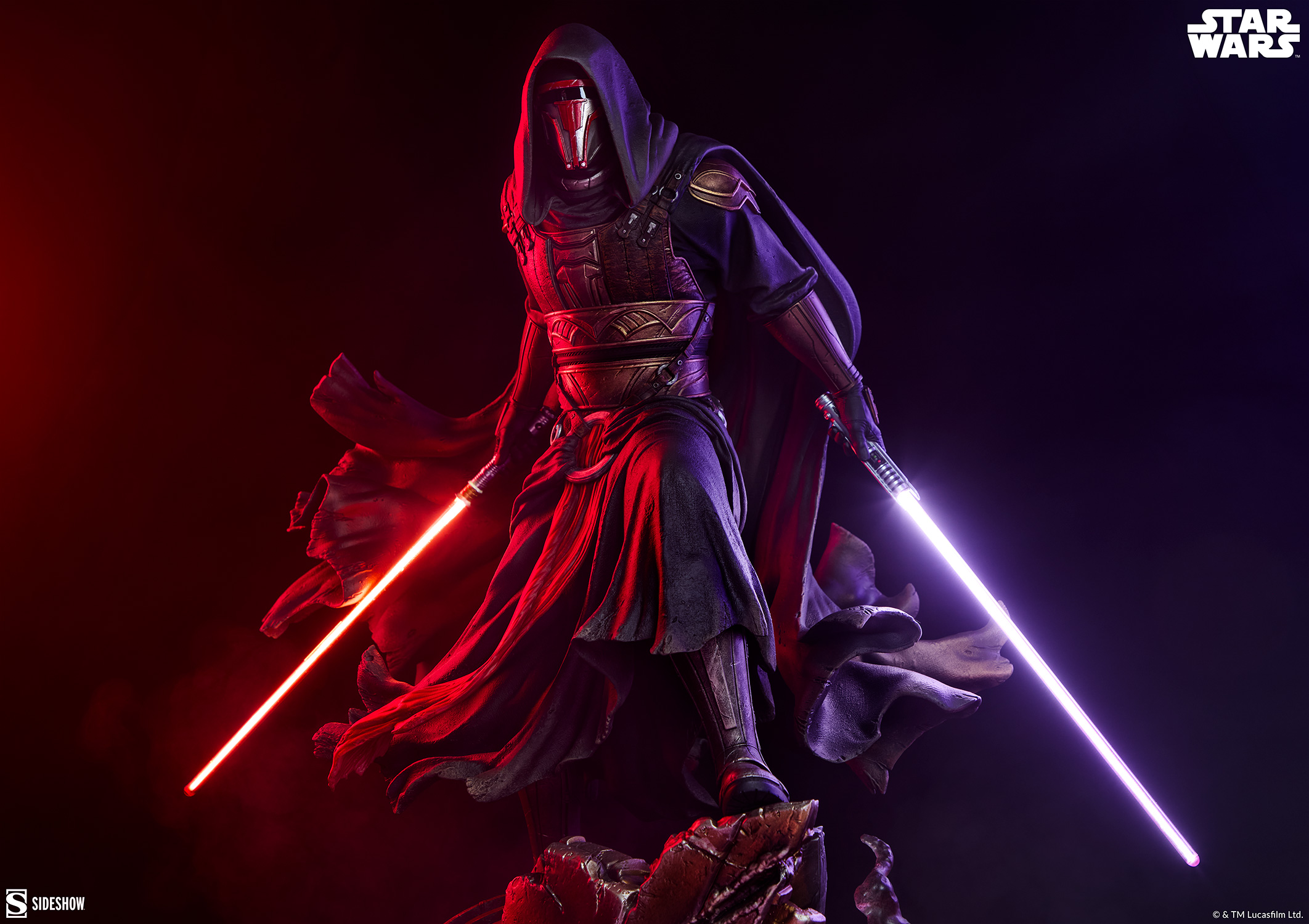 Star Wars: Knights of the Old Republic Premium Format Darth Revan 1/4 Scale Statue Gallery Image 5