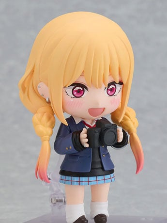 My Dress-Up Darling Nendoroid No.3095 Marin Kitagawa (Winter Uniform Ver.) Gallery Image 2