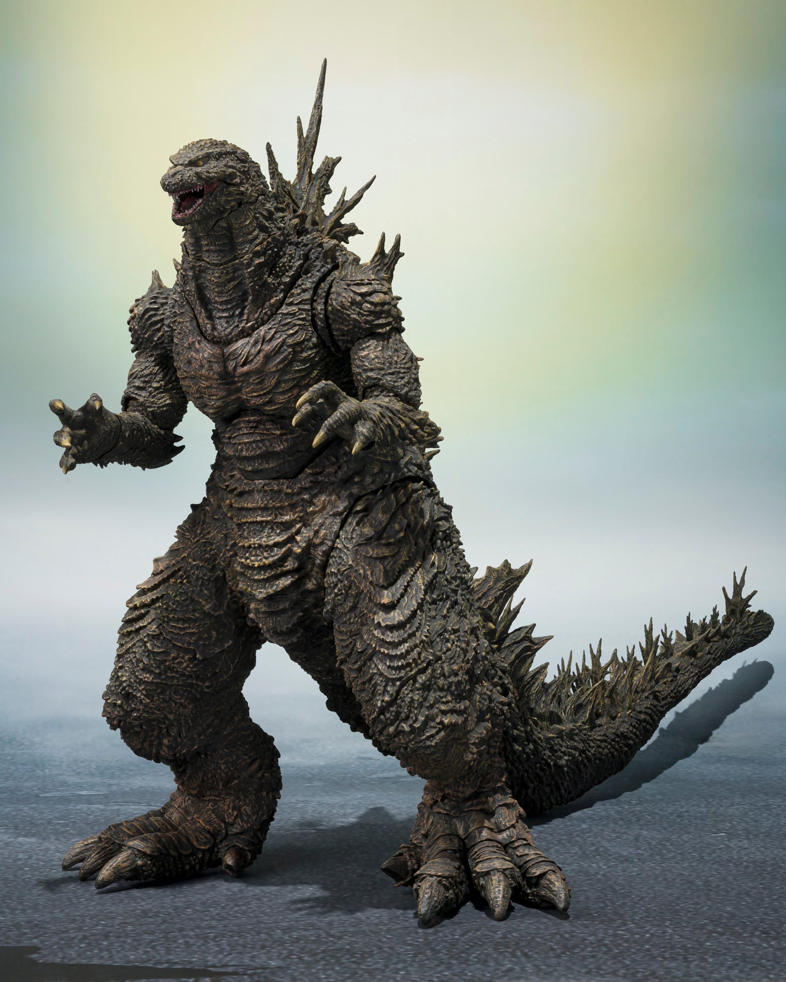 Godzilla Minus Zero (2026) S.H.MonsterArts Godzilla Action Figure Gallery Image 3