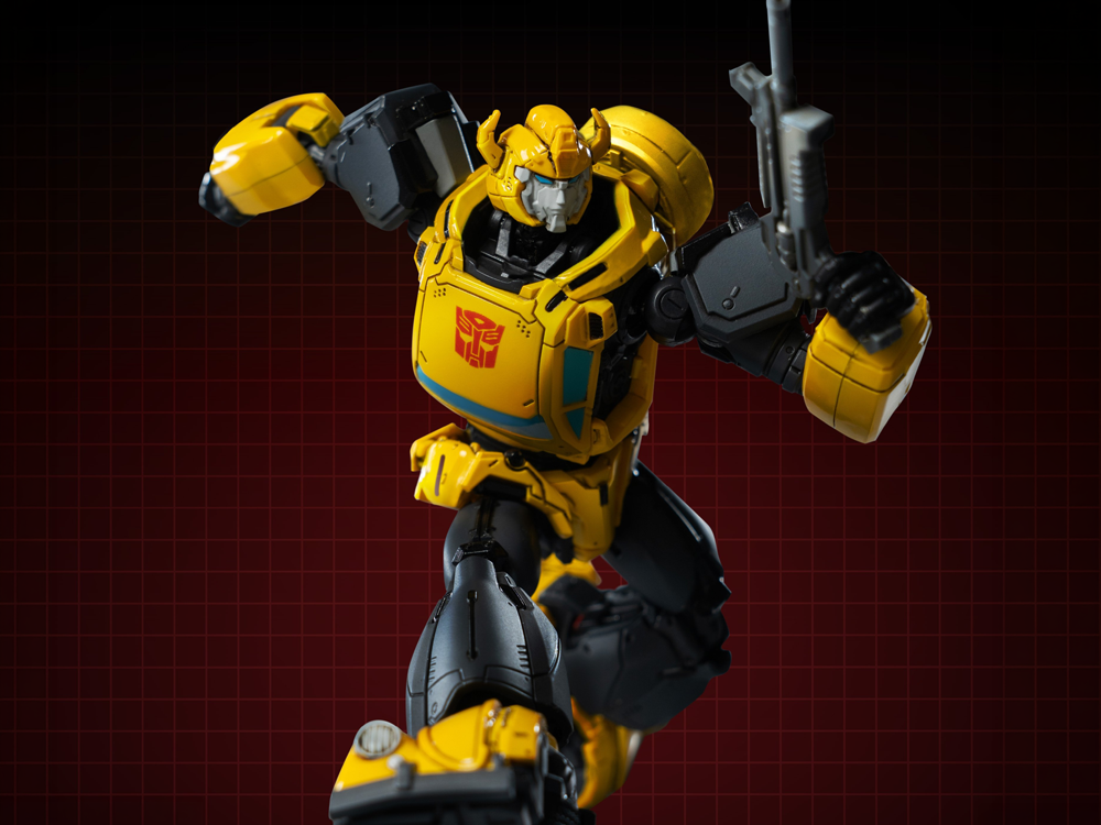 The Transformers: The Movie 40th Anniversary MDLX Bumblebee (1986 Movie Edition) Action Figure Gallery Image 1