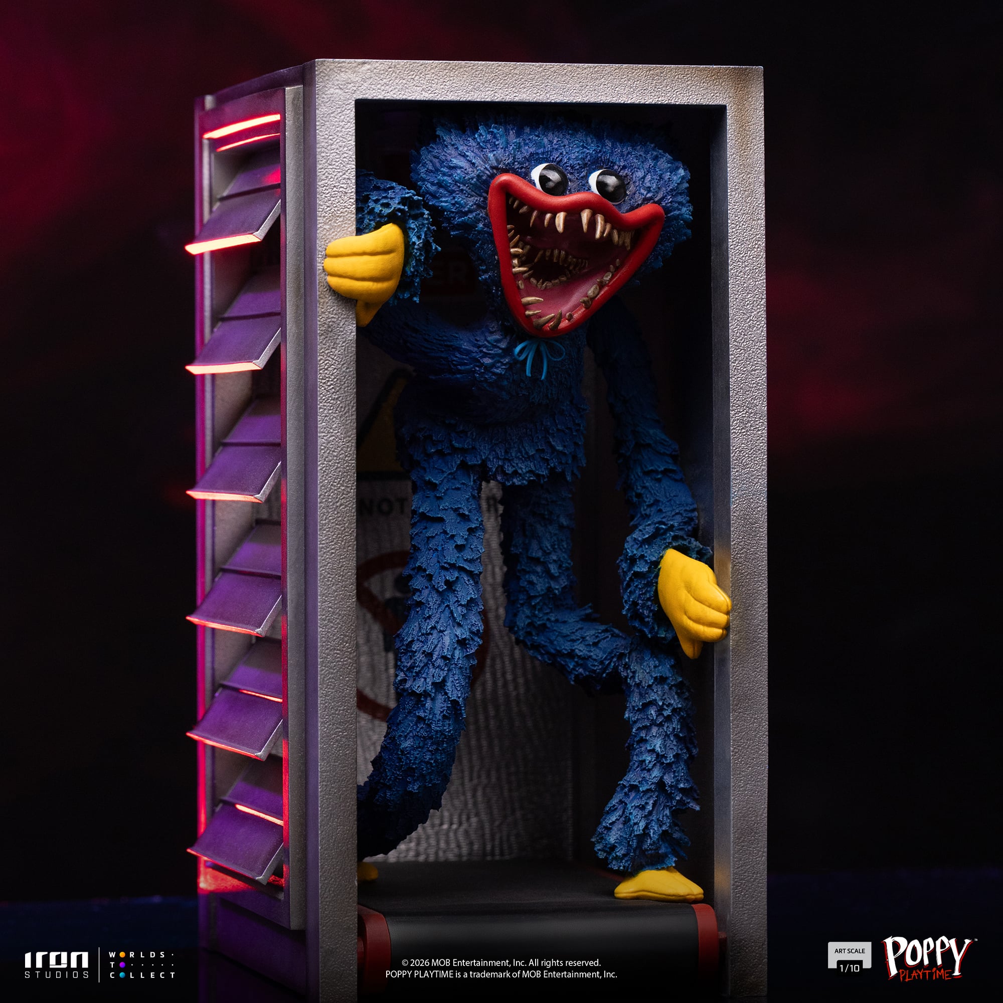 Poppy Playtime Huggy Wuggy 1/10 Art Scale Statue Gallery Image 3