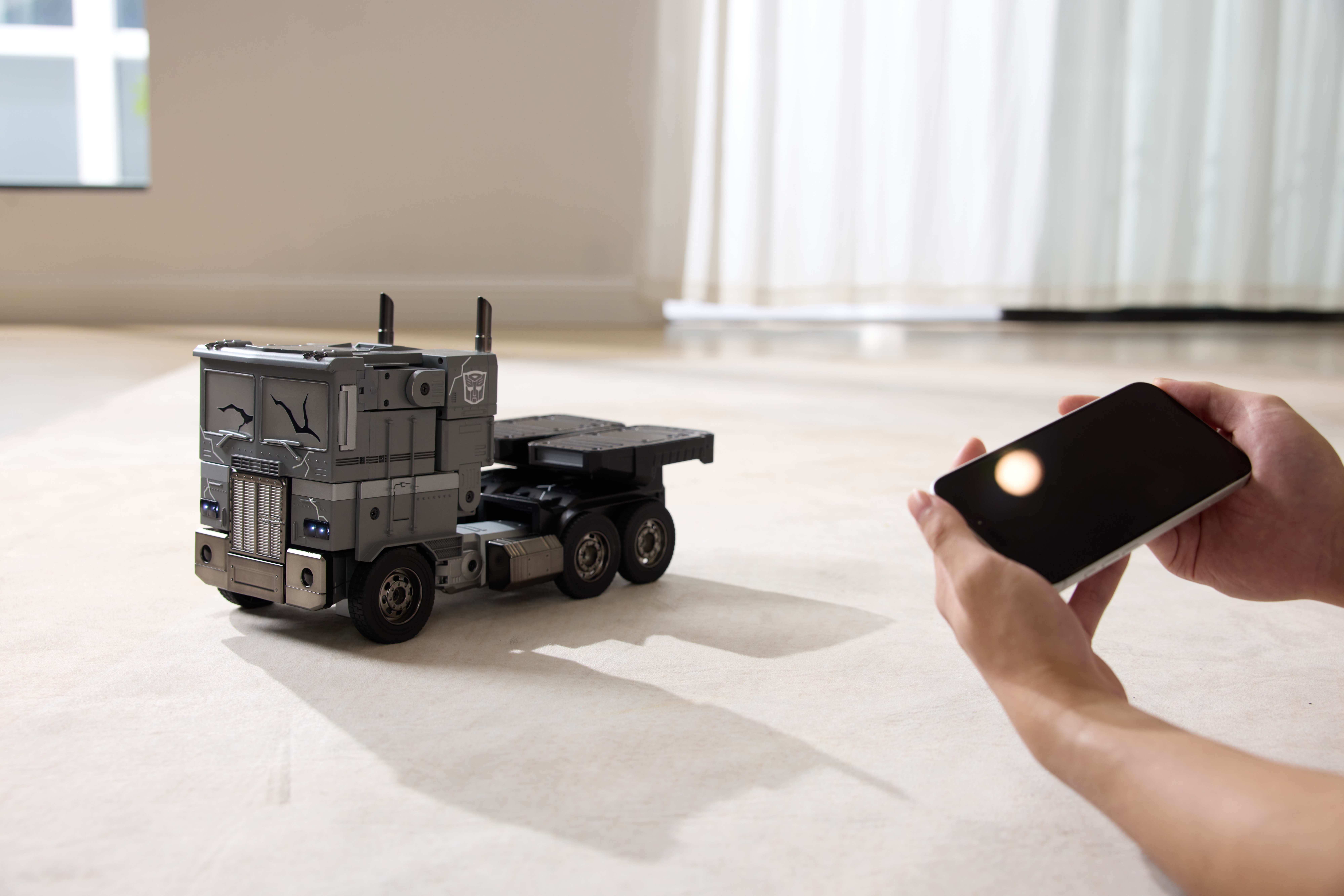 Transformers: The Movie 40th Anniversary Flagship Series Optimus Prime (Fallen Leader) Limited Edition Robot Gallery Image 26