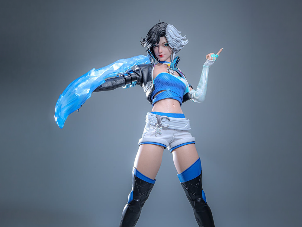 Marvel Rivals VGM88 Luna Snow 1/6th Scale Collectible Figure Gallery Image 1