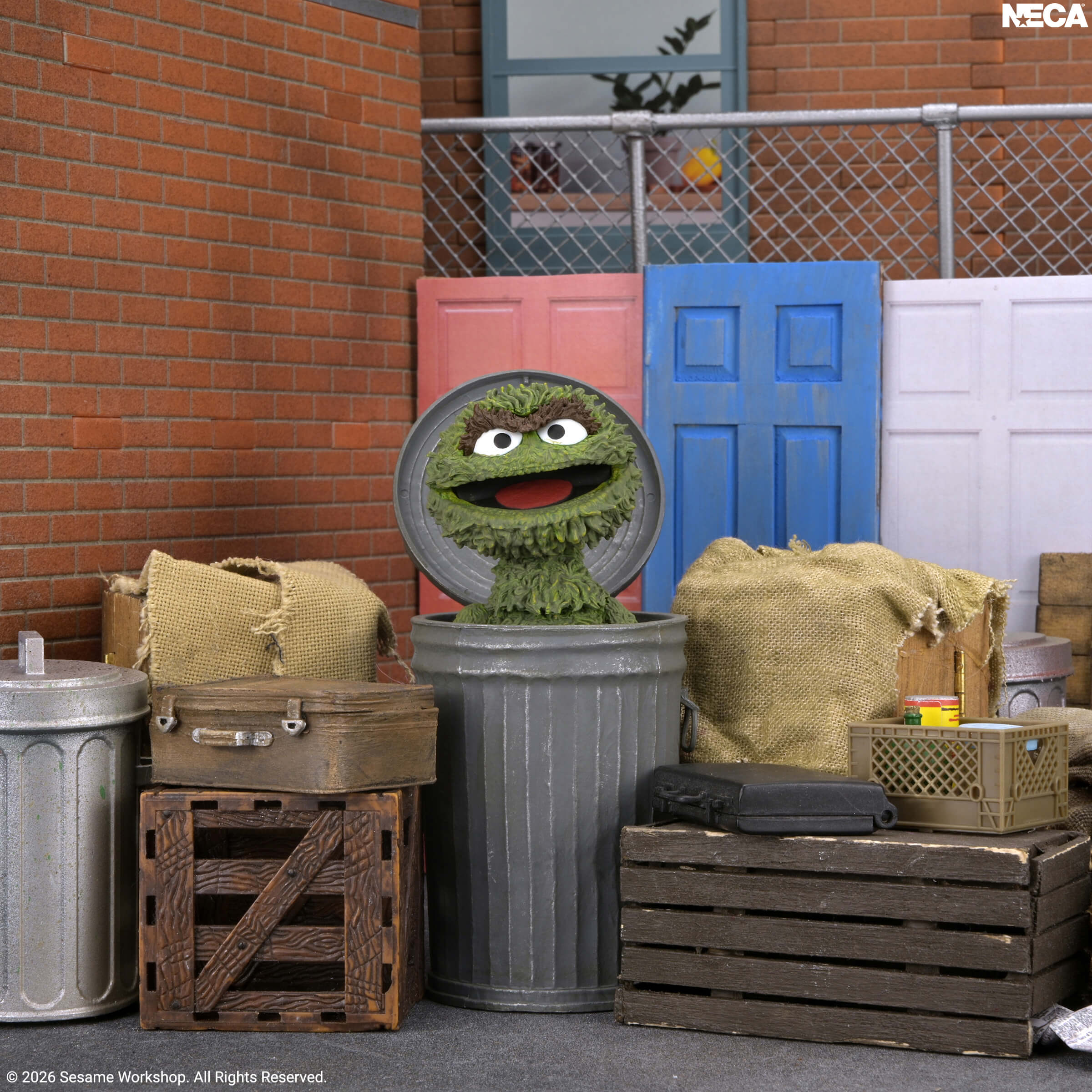 Sesame Street Ultimate Oscar the Grouch Action Figure Gallery Image 3