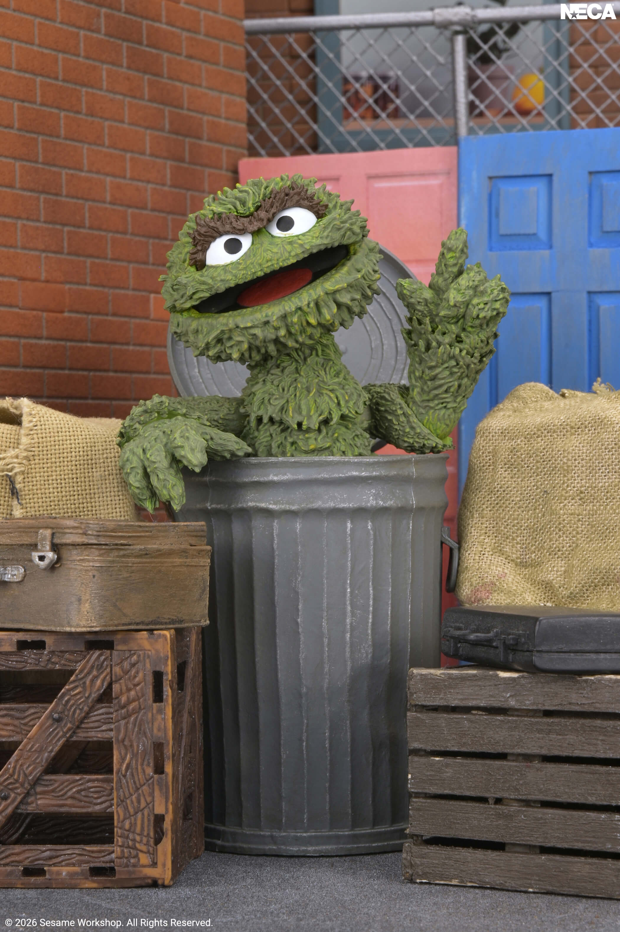 Sesame Street Ultimate Oscar the Grouch Action Figure Gallery Image 4