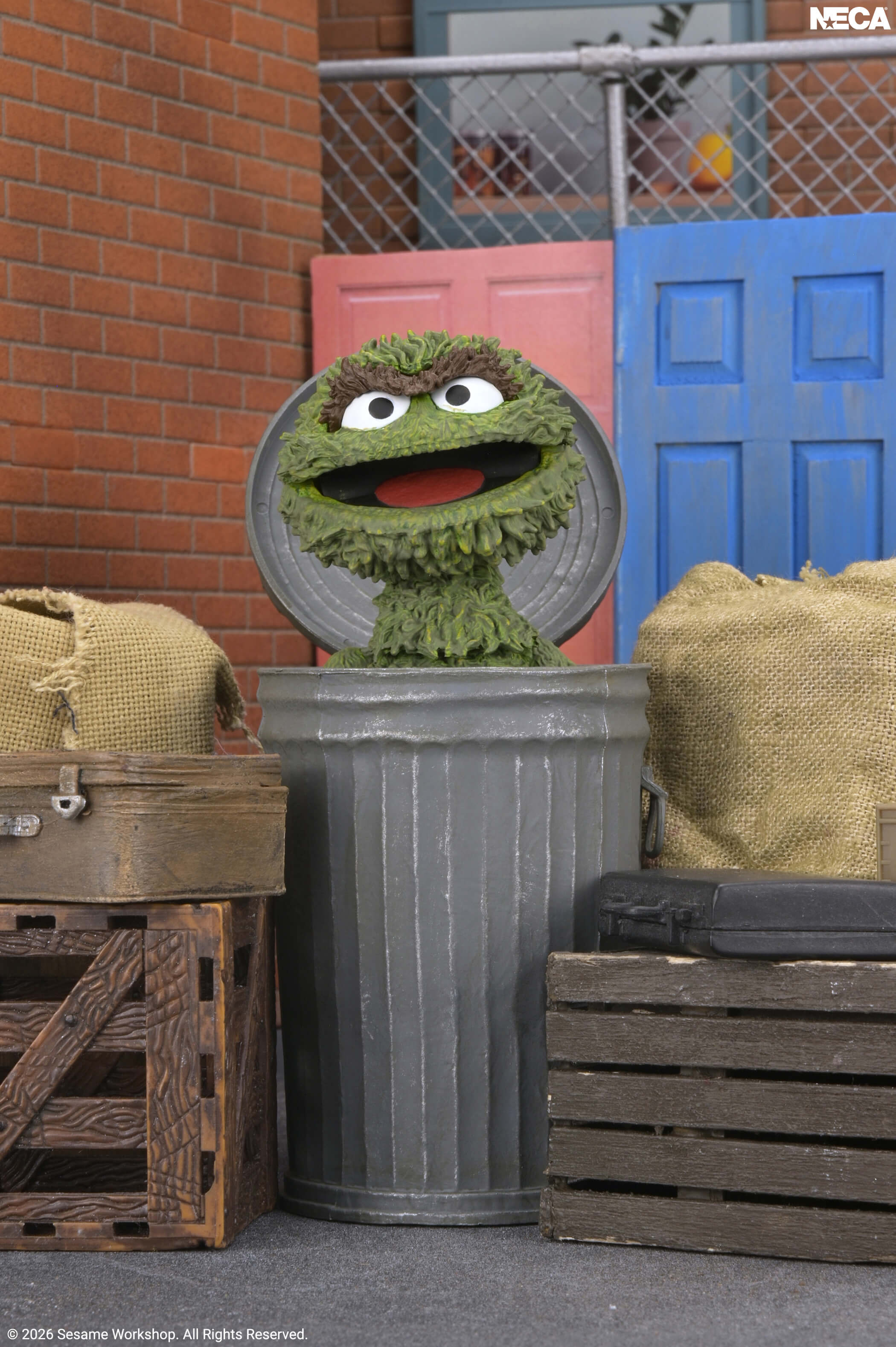 Sesame Street Ultimate Oscar the Grouch Action Figure Gallery Image 5