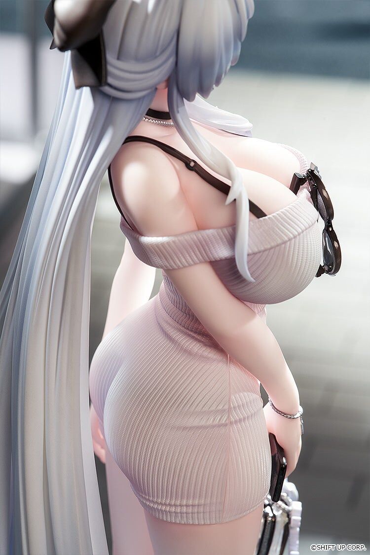 Goddess of Victory: Nikke Cinderella (Beautiful Me) 1/7 Scale Figure Gallery Image 6