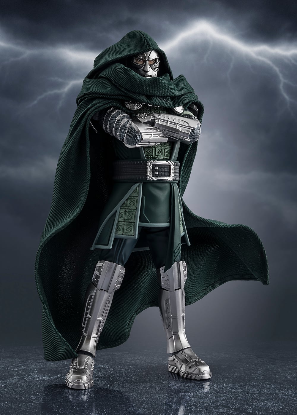 Avengers: Doomsday S.H.Figuarts Doctor Doom Action Figure Gallery Image 3