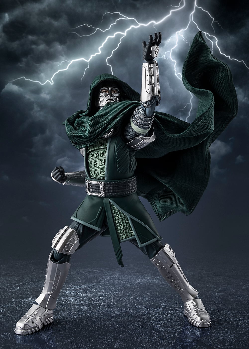 Avengers: Doomsday S.H.Figuarts Doctor Doom Action Figure Gallery Image 7